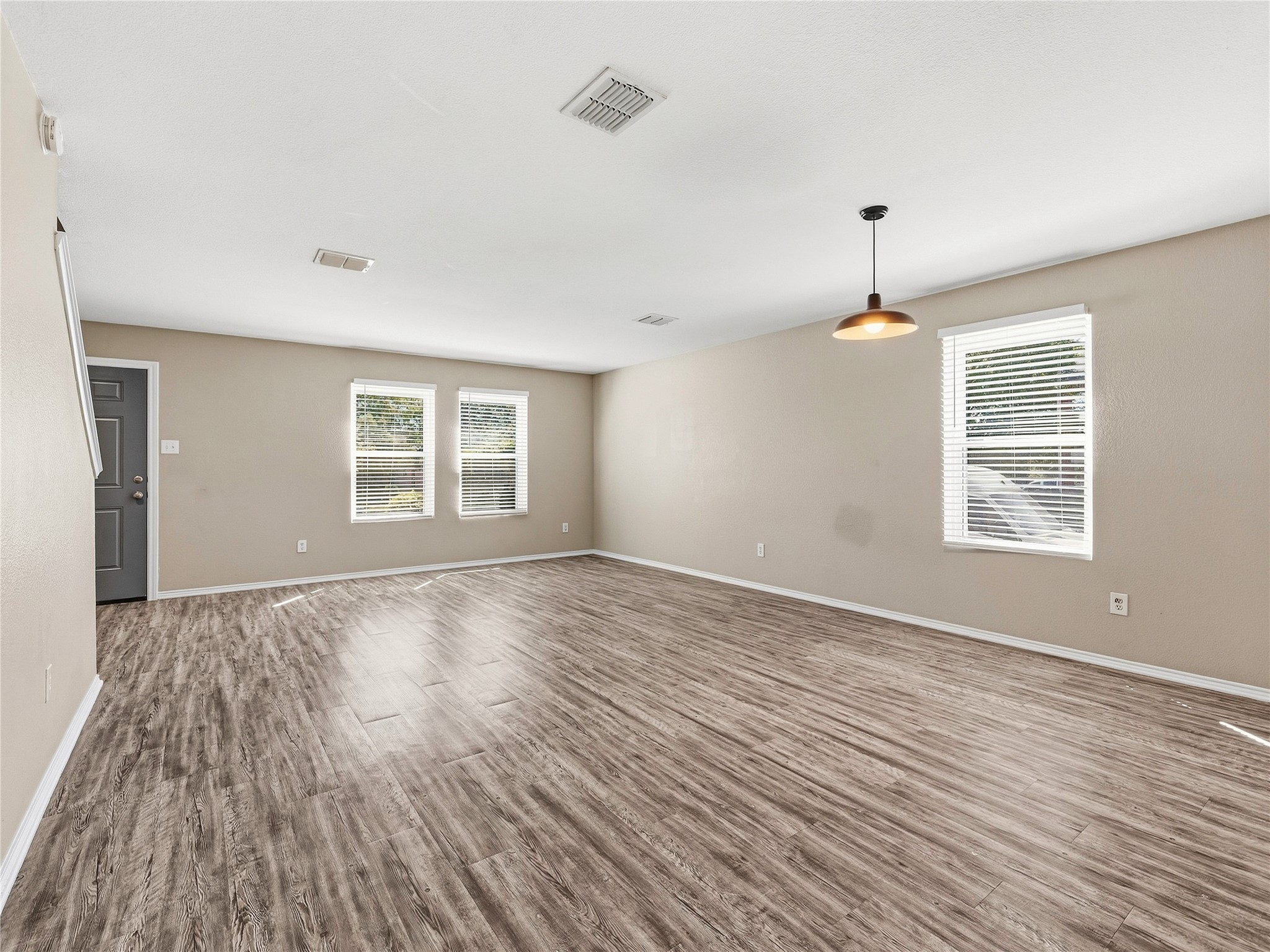 1122 Antoinette Drive