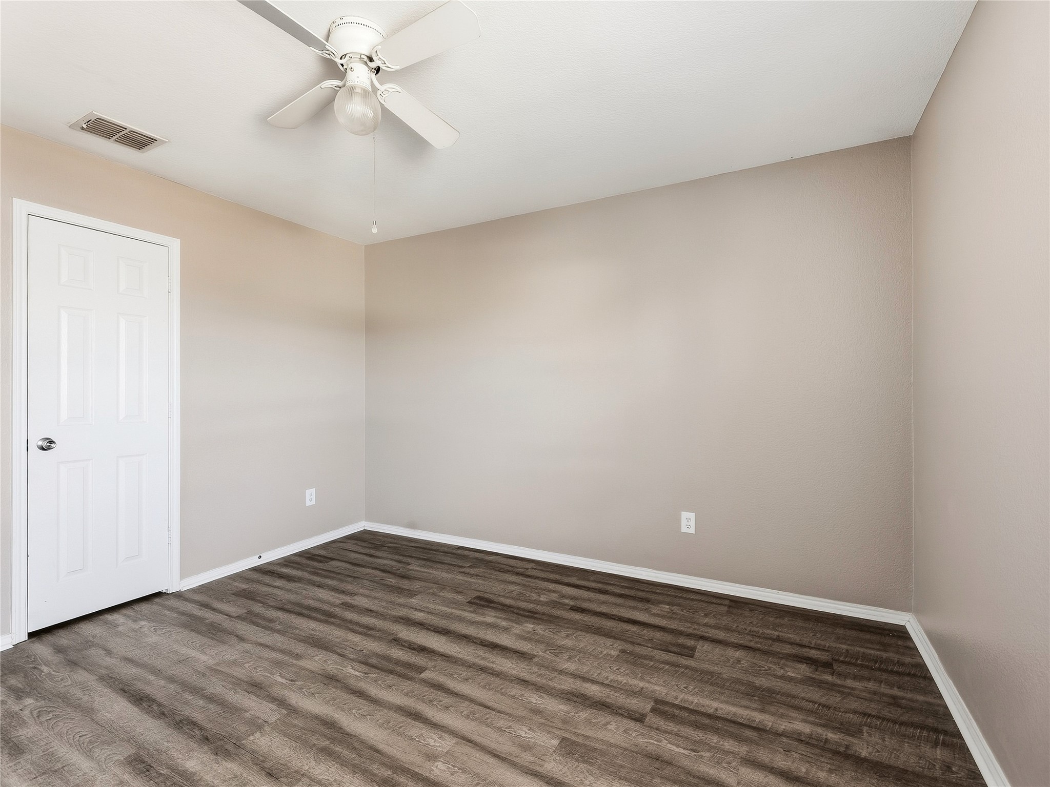 1122 Antoinette Drive