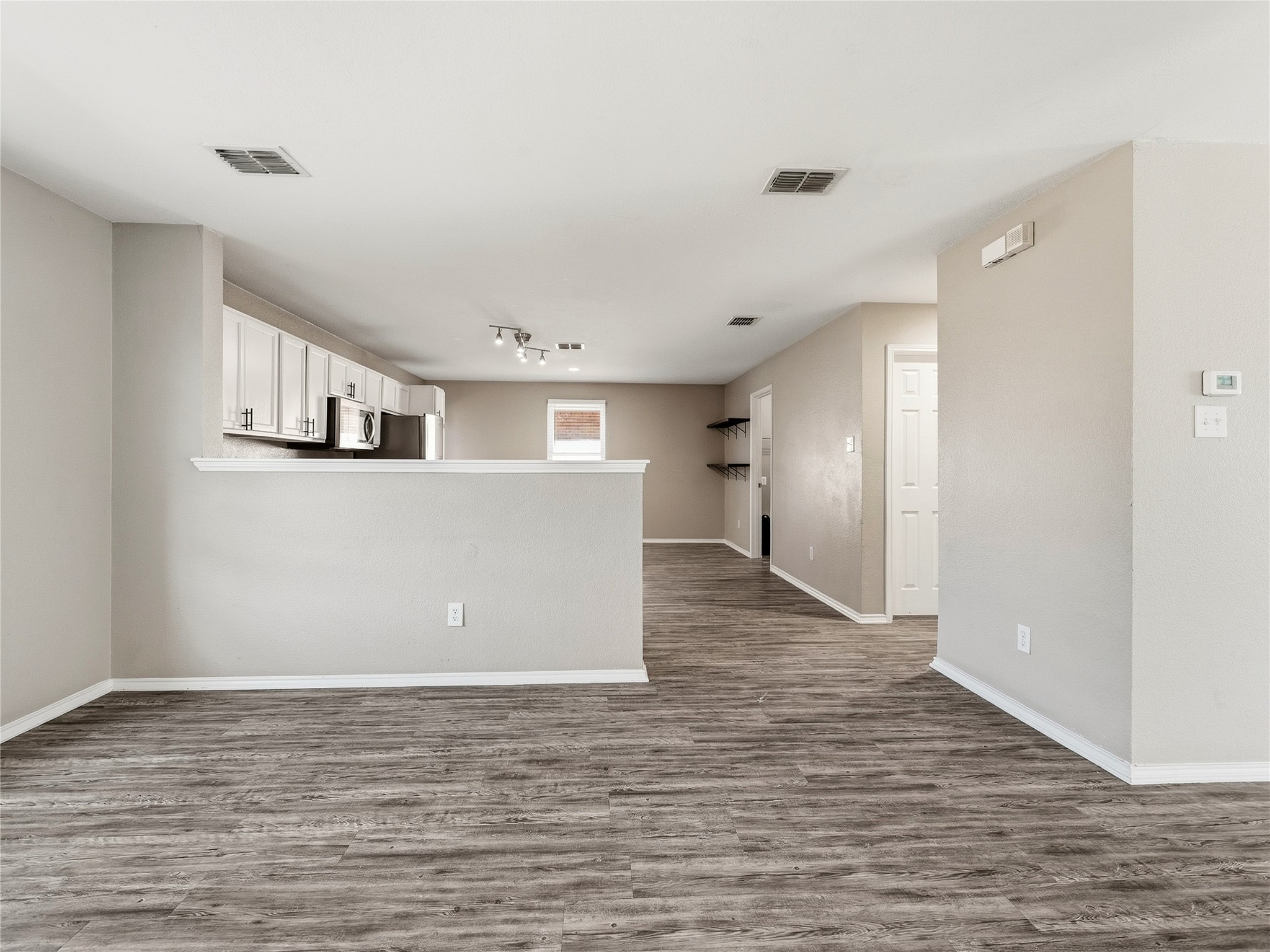 1122 Antoinette Drive
