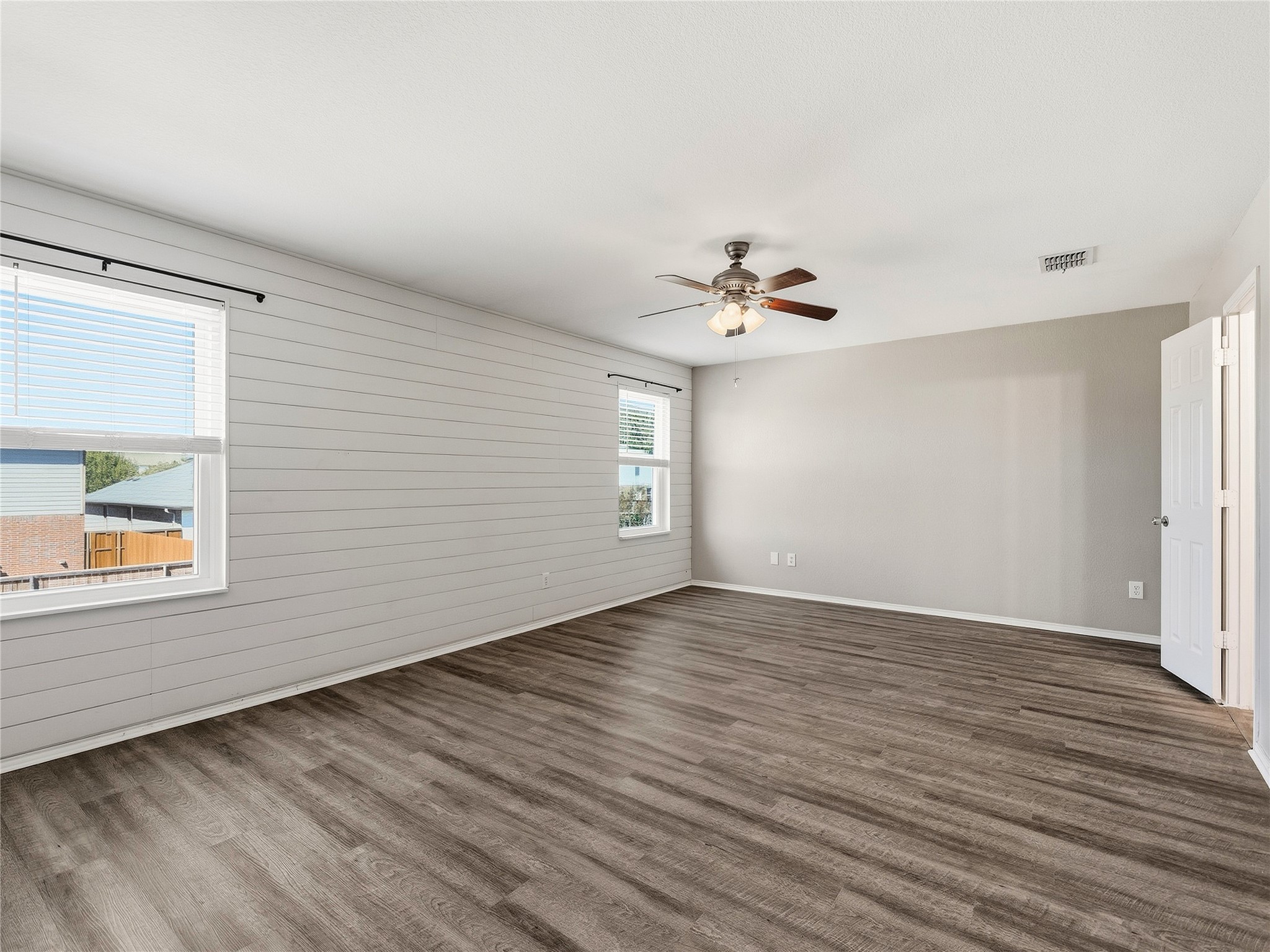 1122 Antoinette Drive