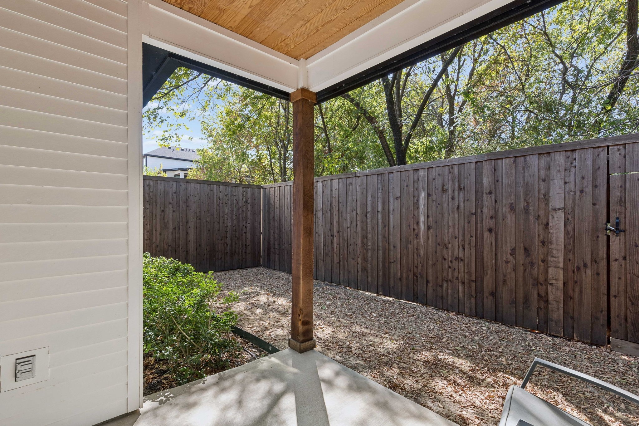 1112 Muncie Avenue