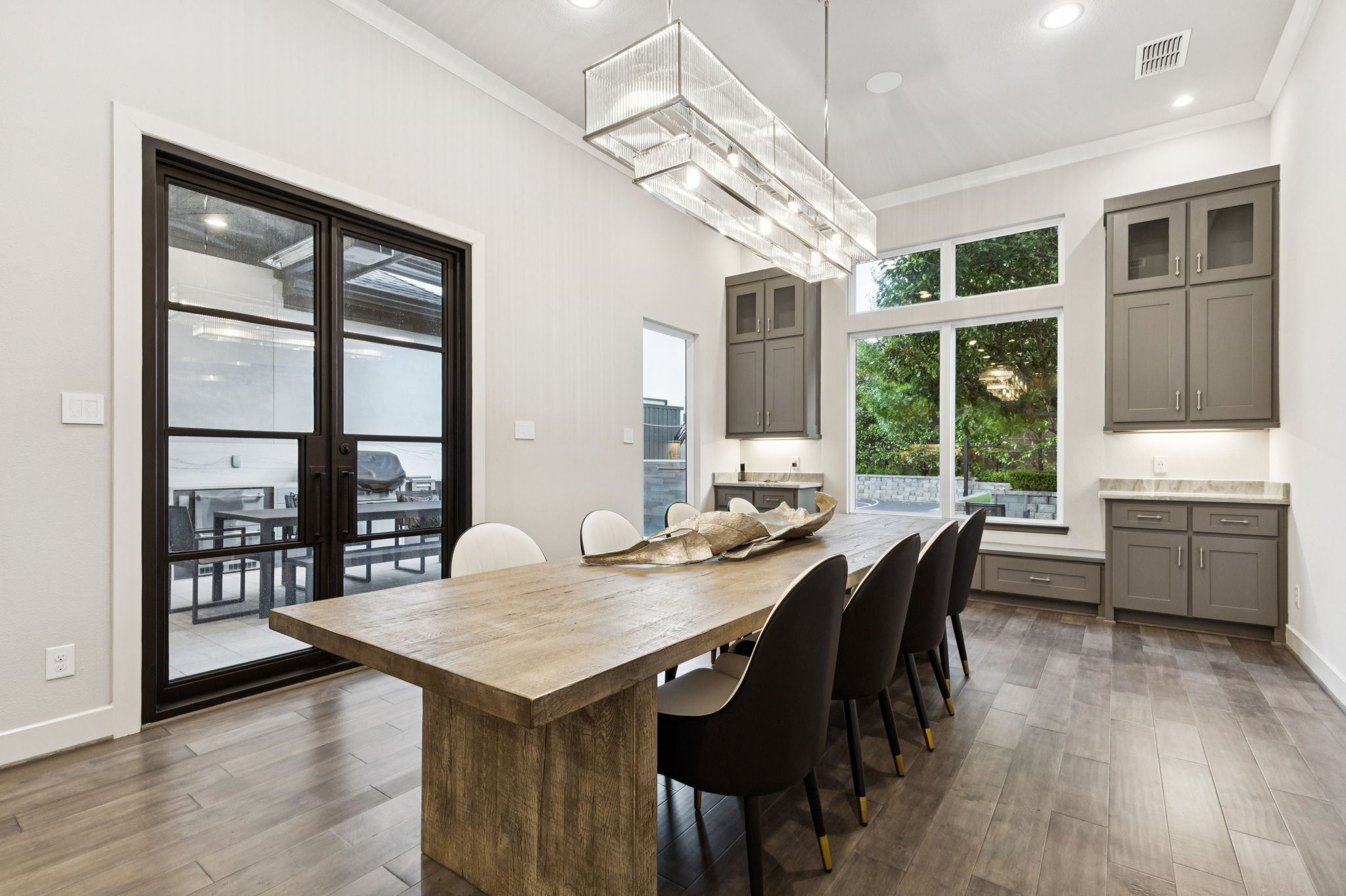6159 Norwood Drive