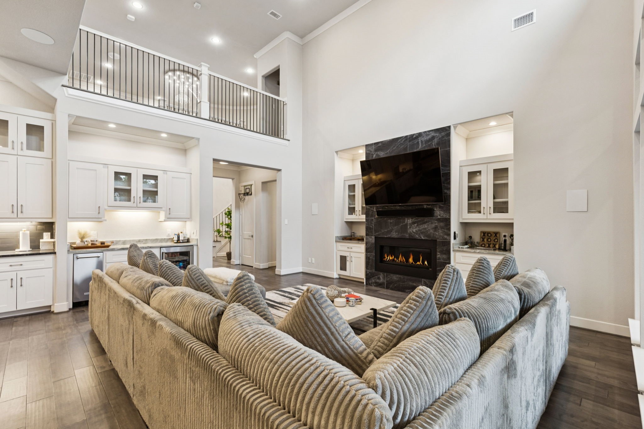 6159 Norwood Drive