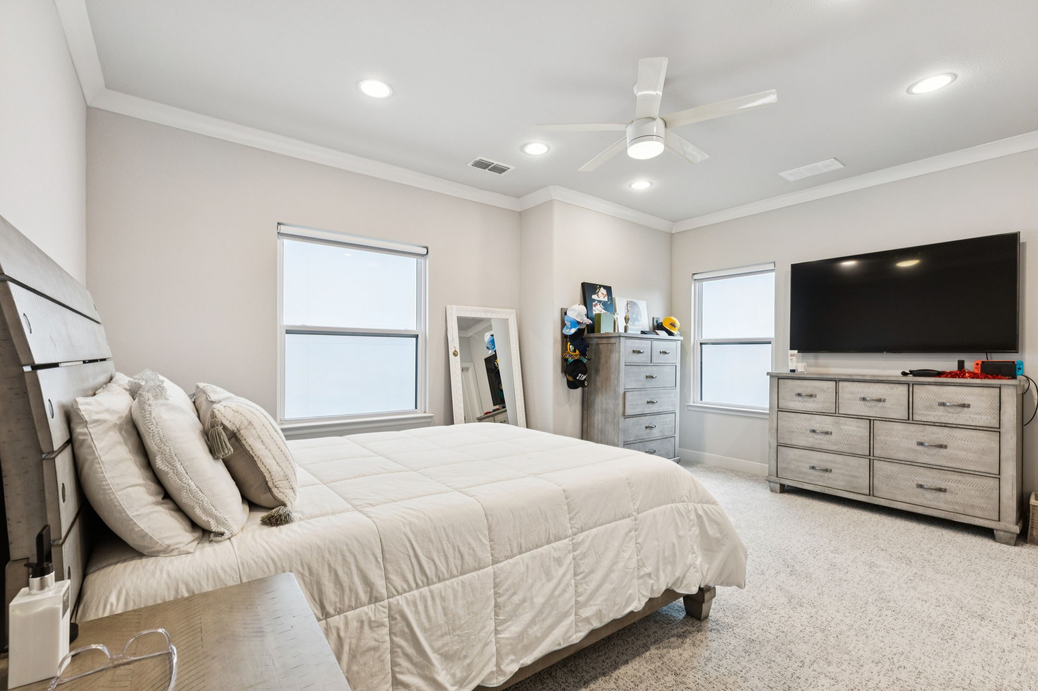 6159 Norwood Drive