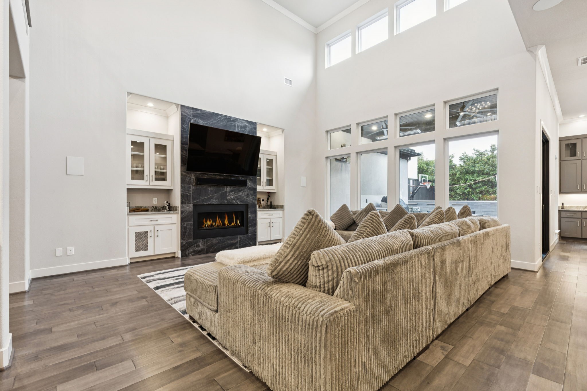 6159 Norwood Drive
