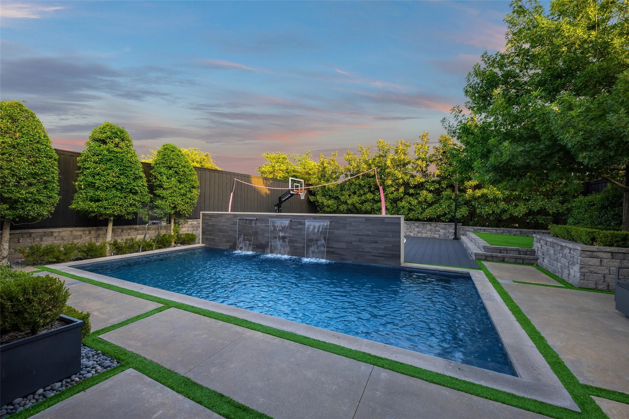 6159 Norwood Drive