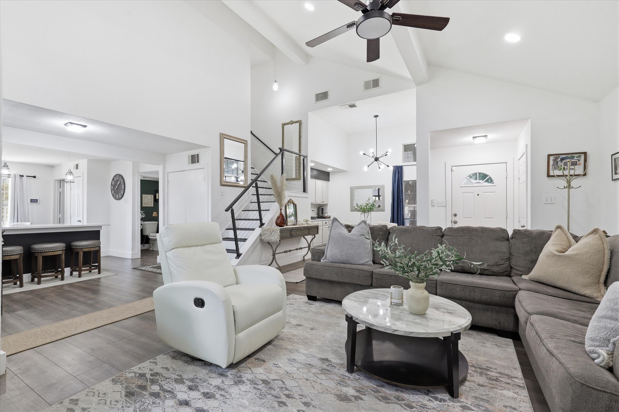 5321 Pocassett Drive