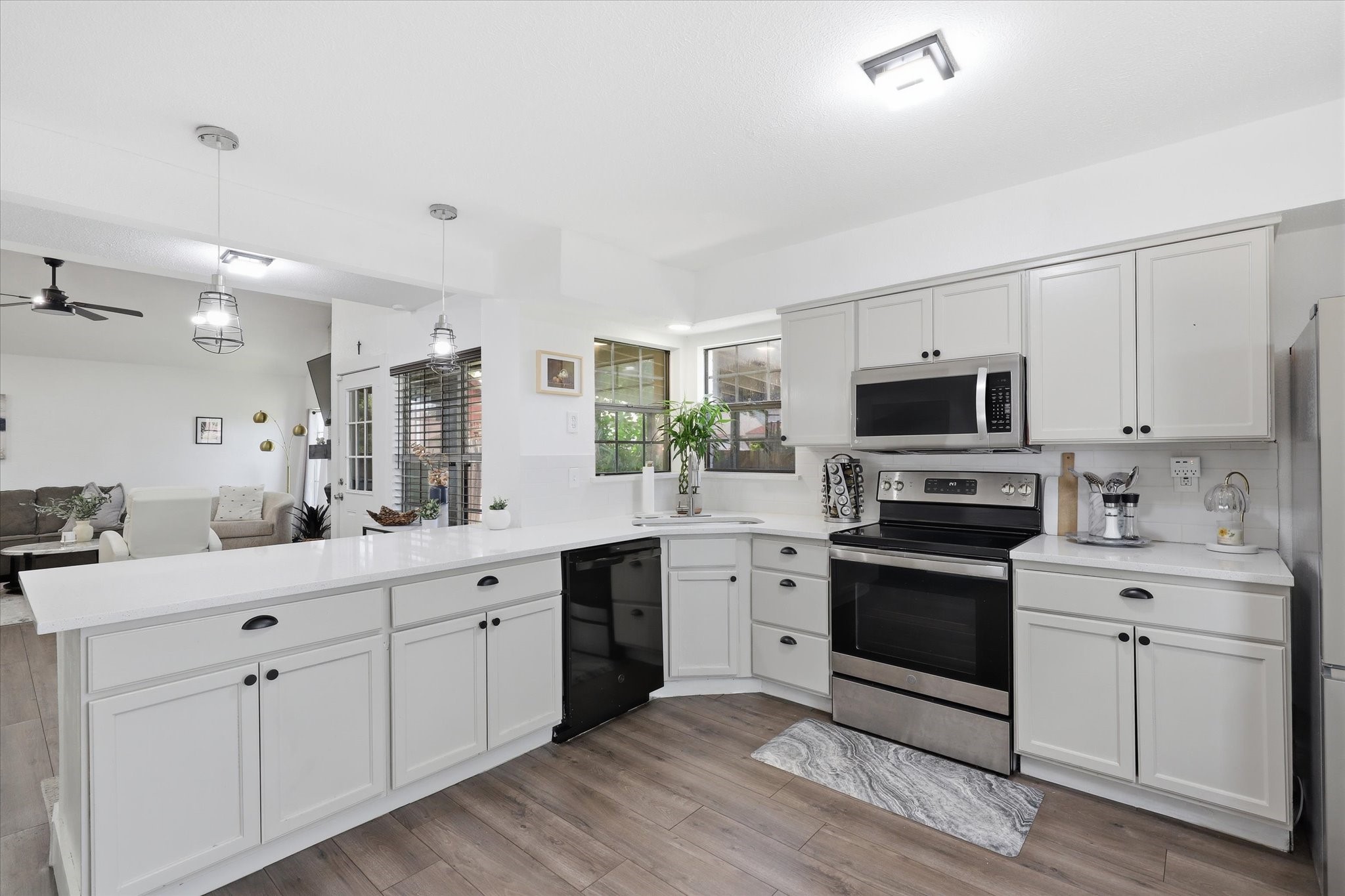 5321 Pocassett Drive
