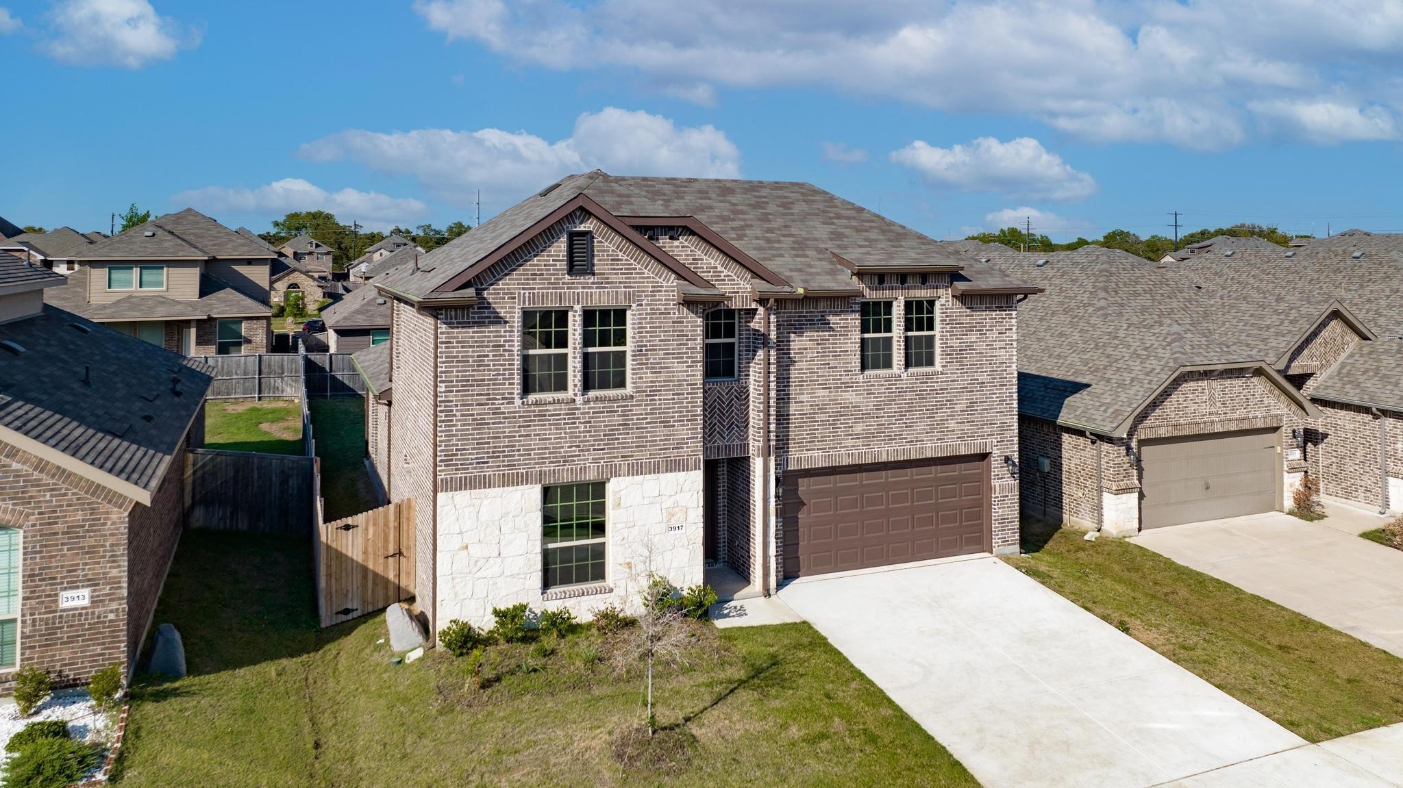 3917 Madison Lane
