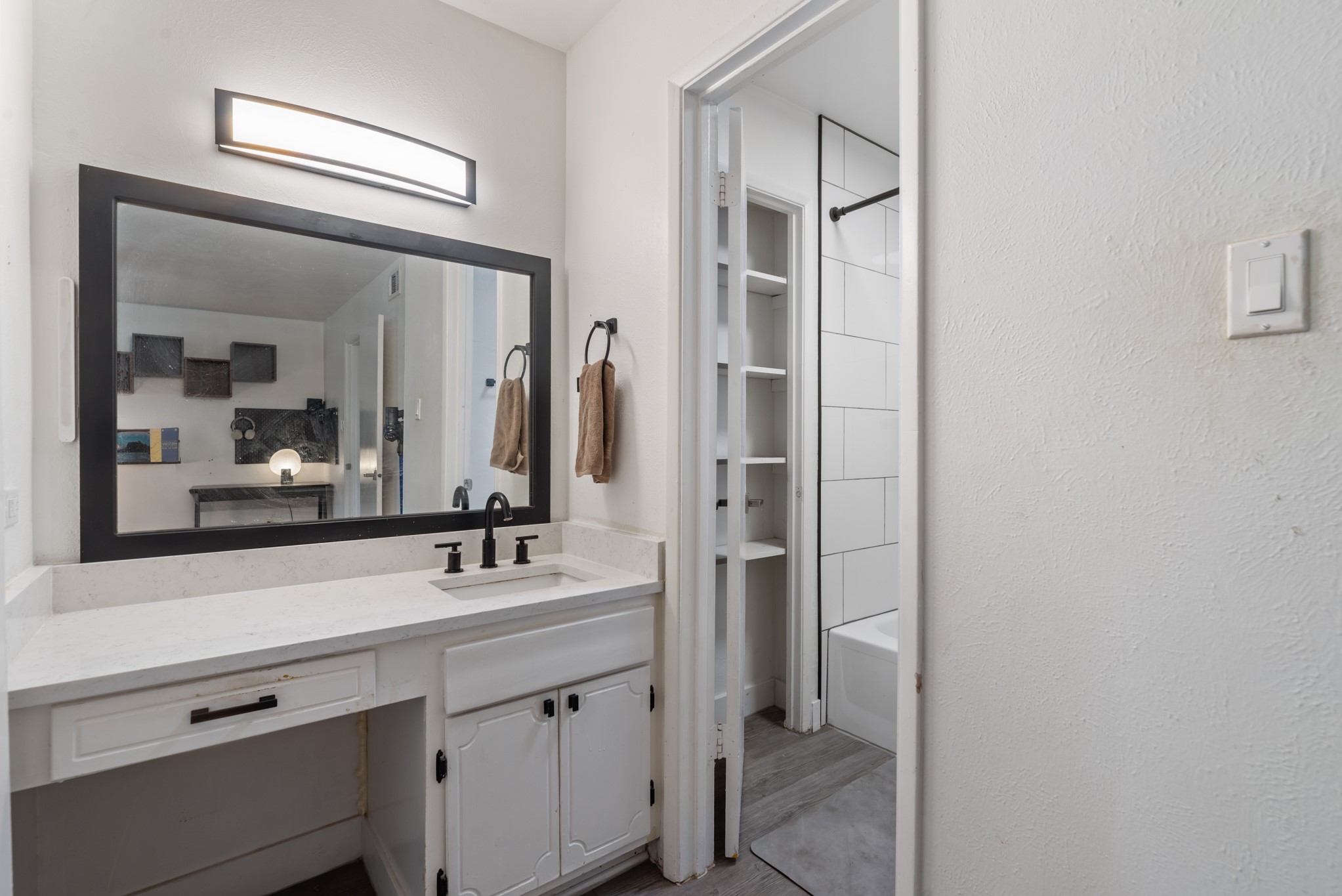 8069 Meadow Road 216