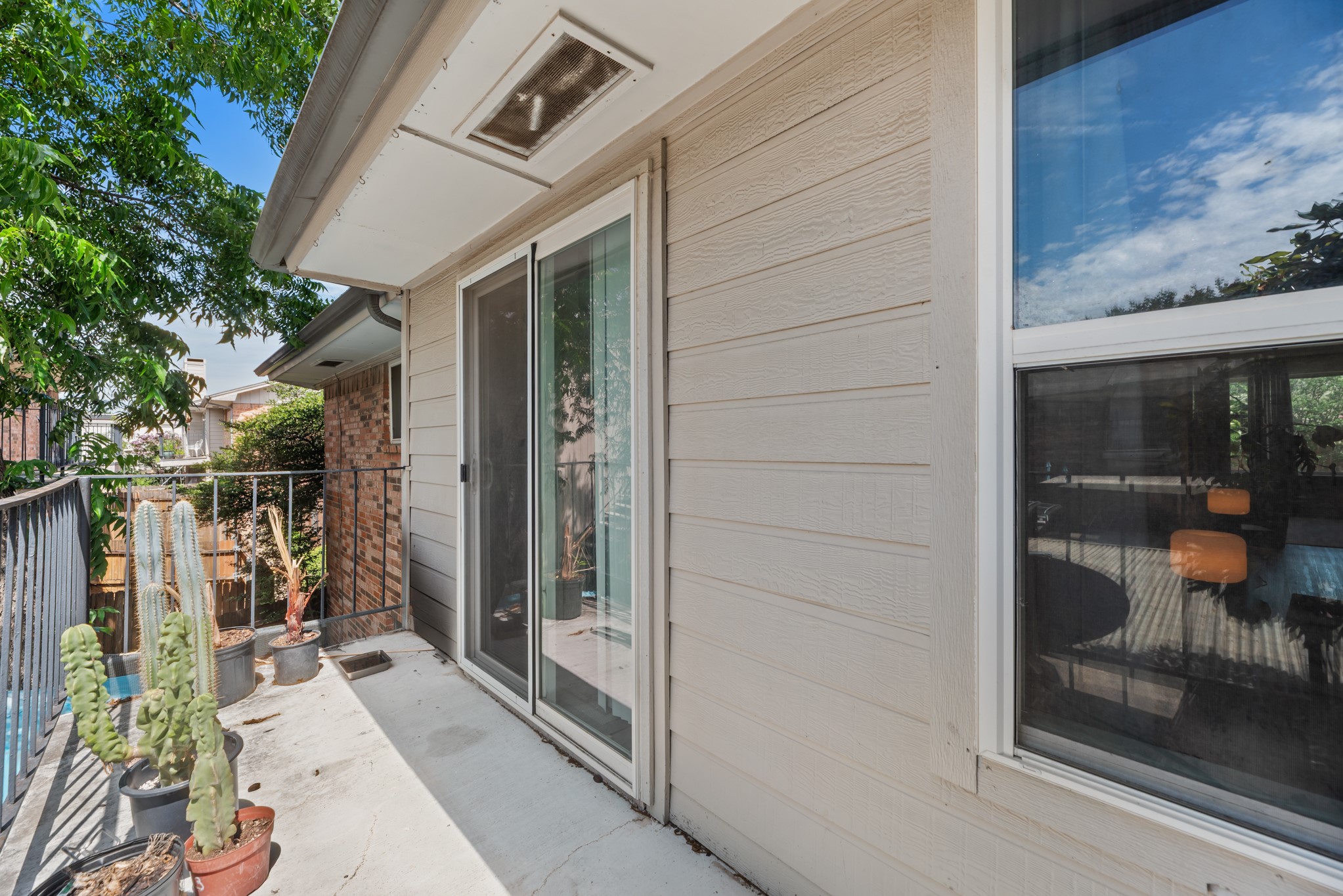 8069 Meadow Road 216