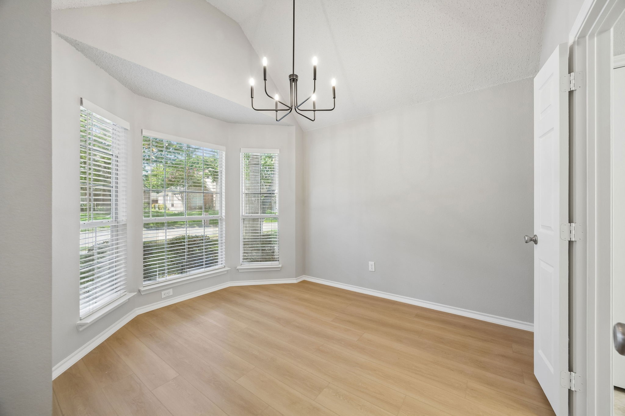 305 Fairfax Drive