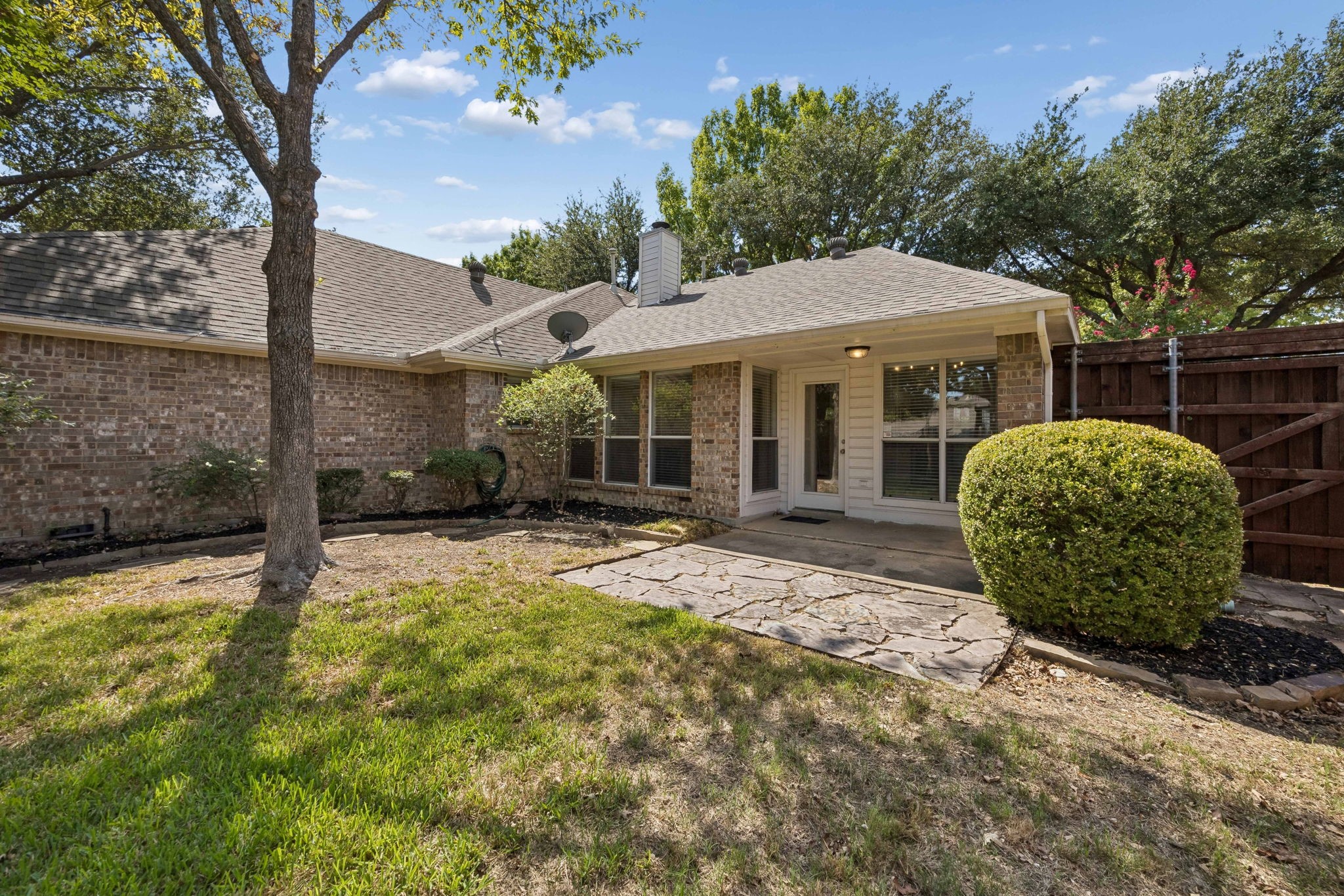 305 Fairfax Drive