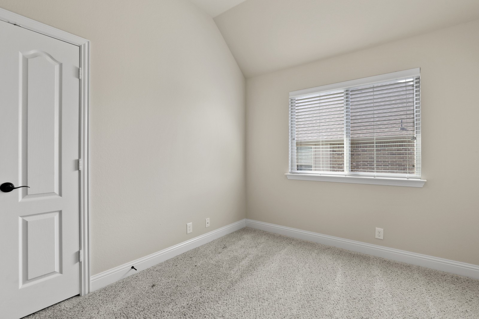 4914 Camp Verde Circle
