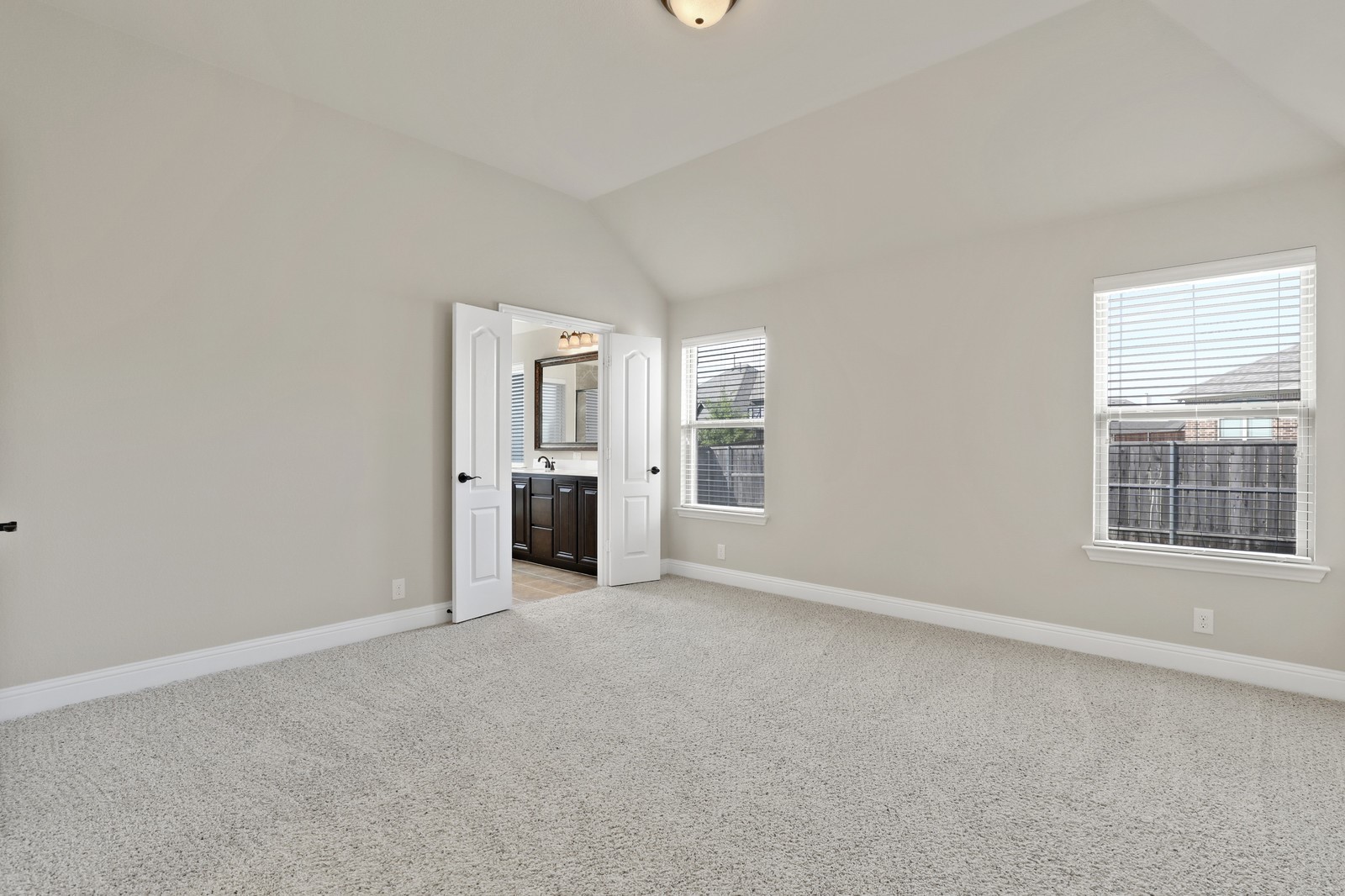 4914 Camp Verde Circle