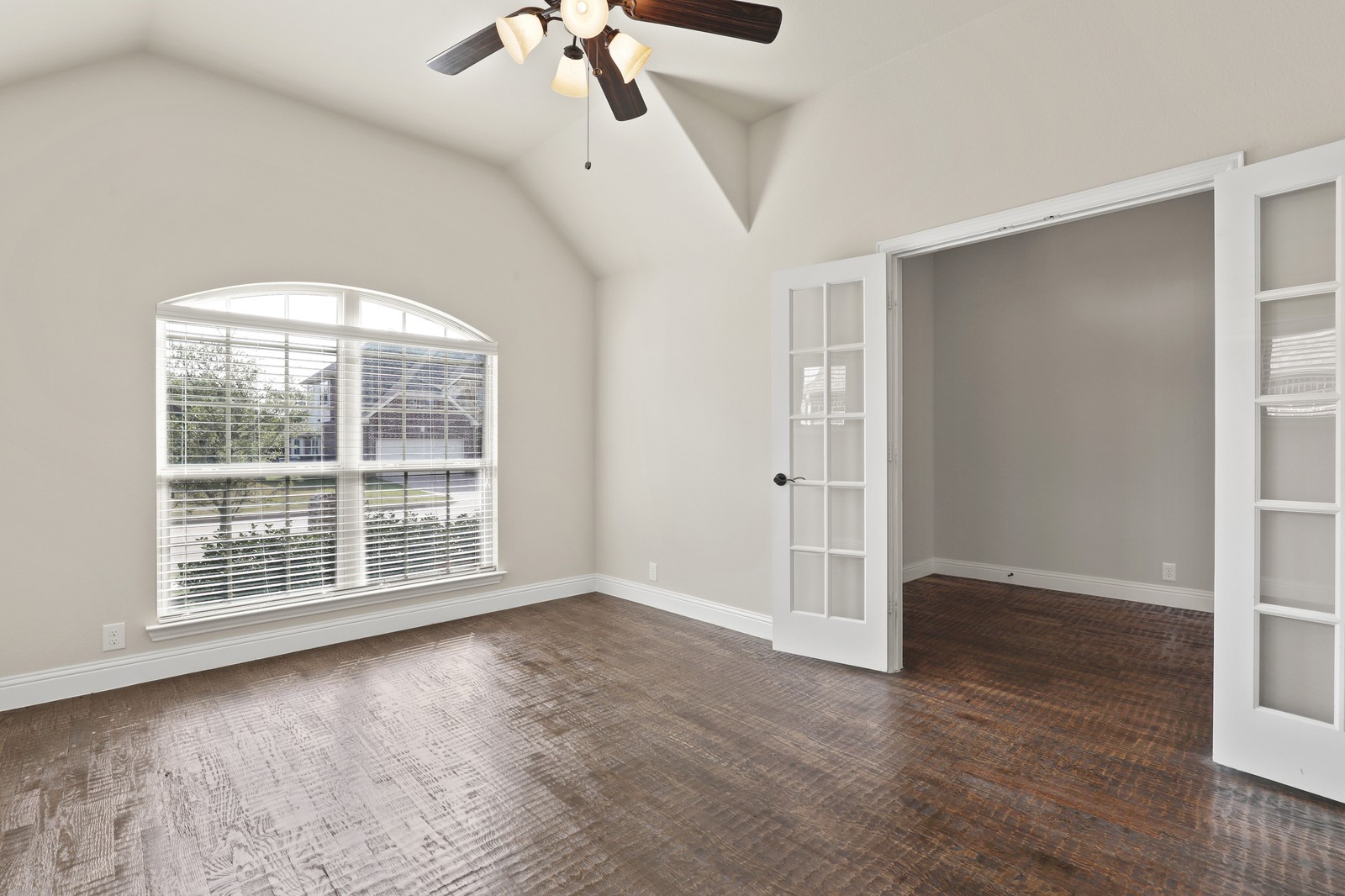 4914 Camp Verde Circle