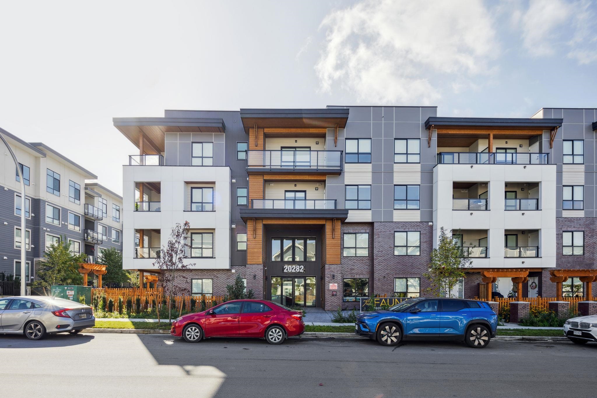 416-20282 72b Avenue Unit: 416