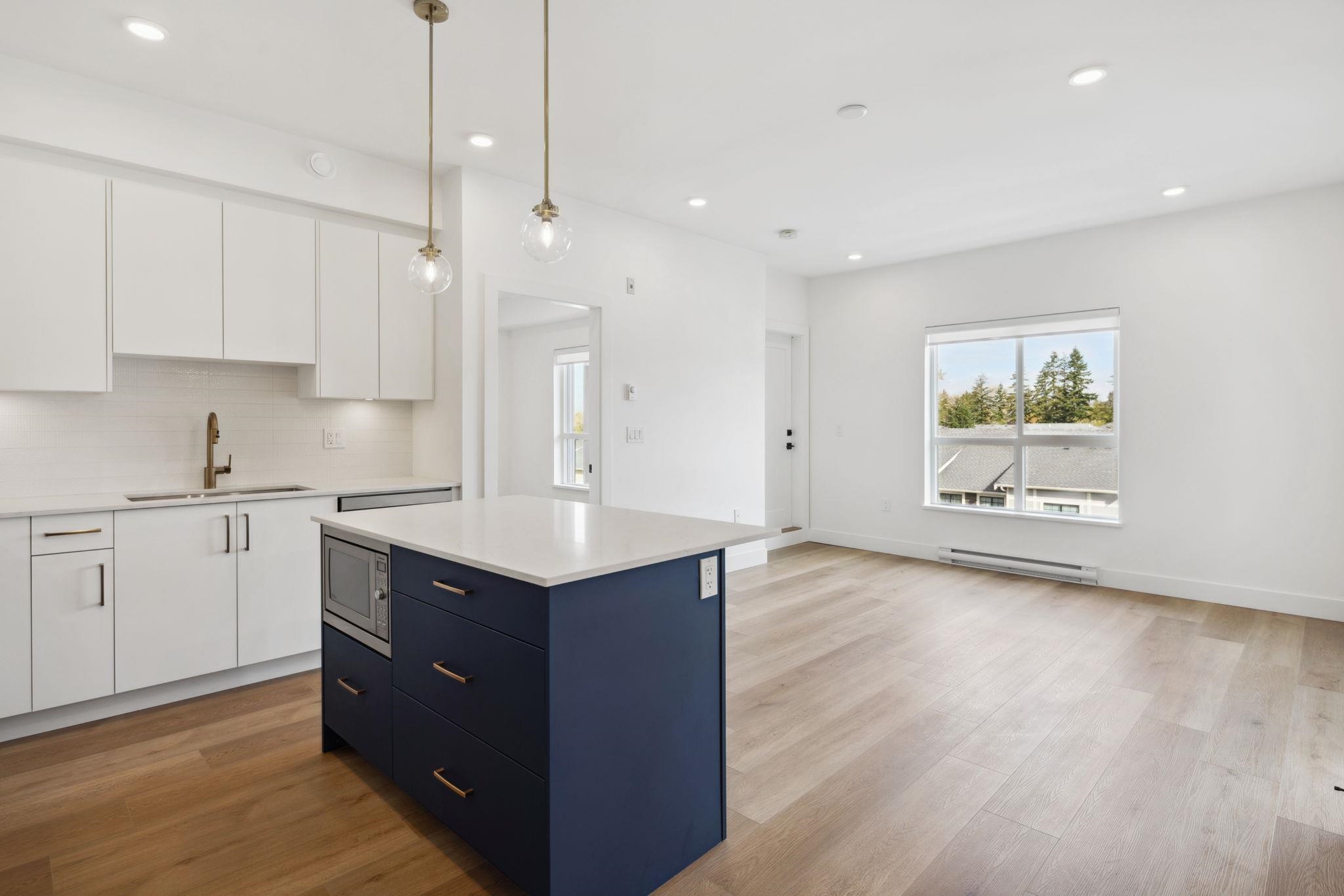 404-20282 72b Avenue Unit: 404