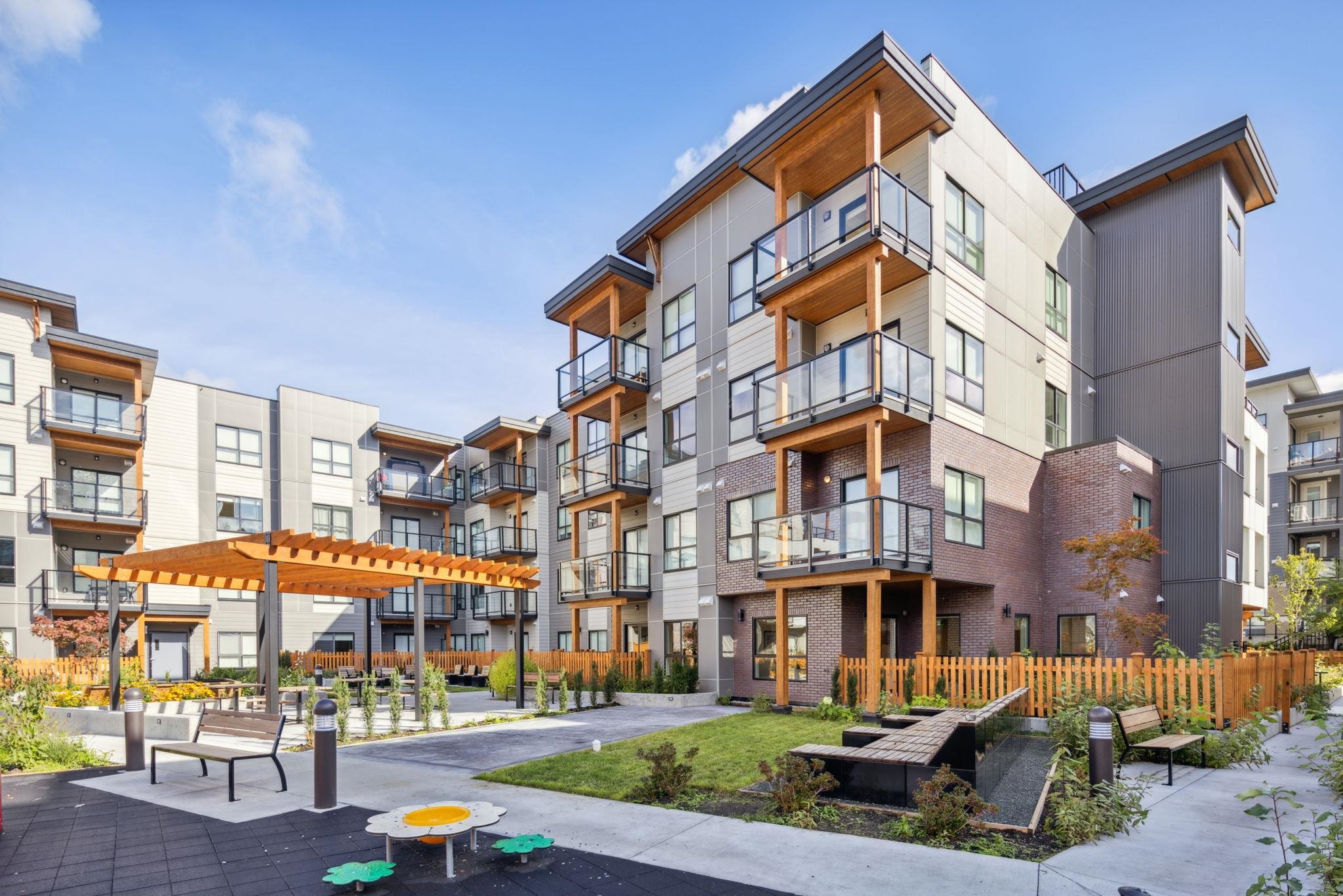 404-20282 72b Avenue Unit: 404