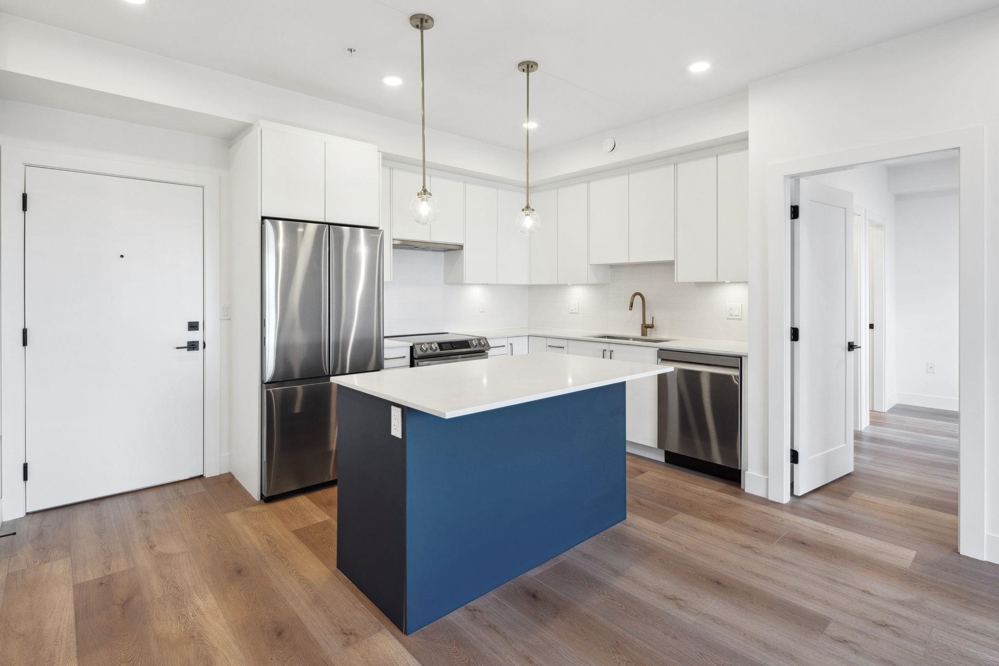 106 20282 72B AVENUE Unit: 106