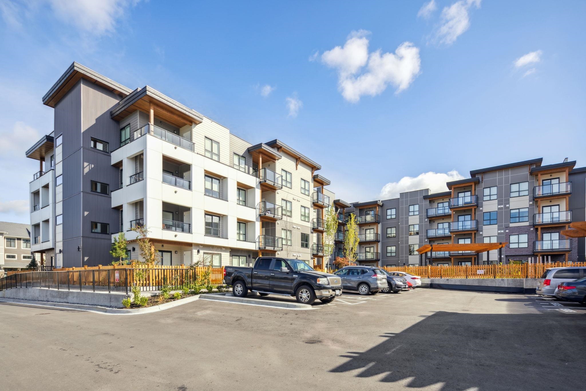 106 20282 72B AVENUE Unit: 106