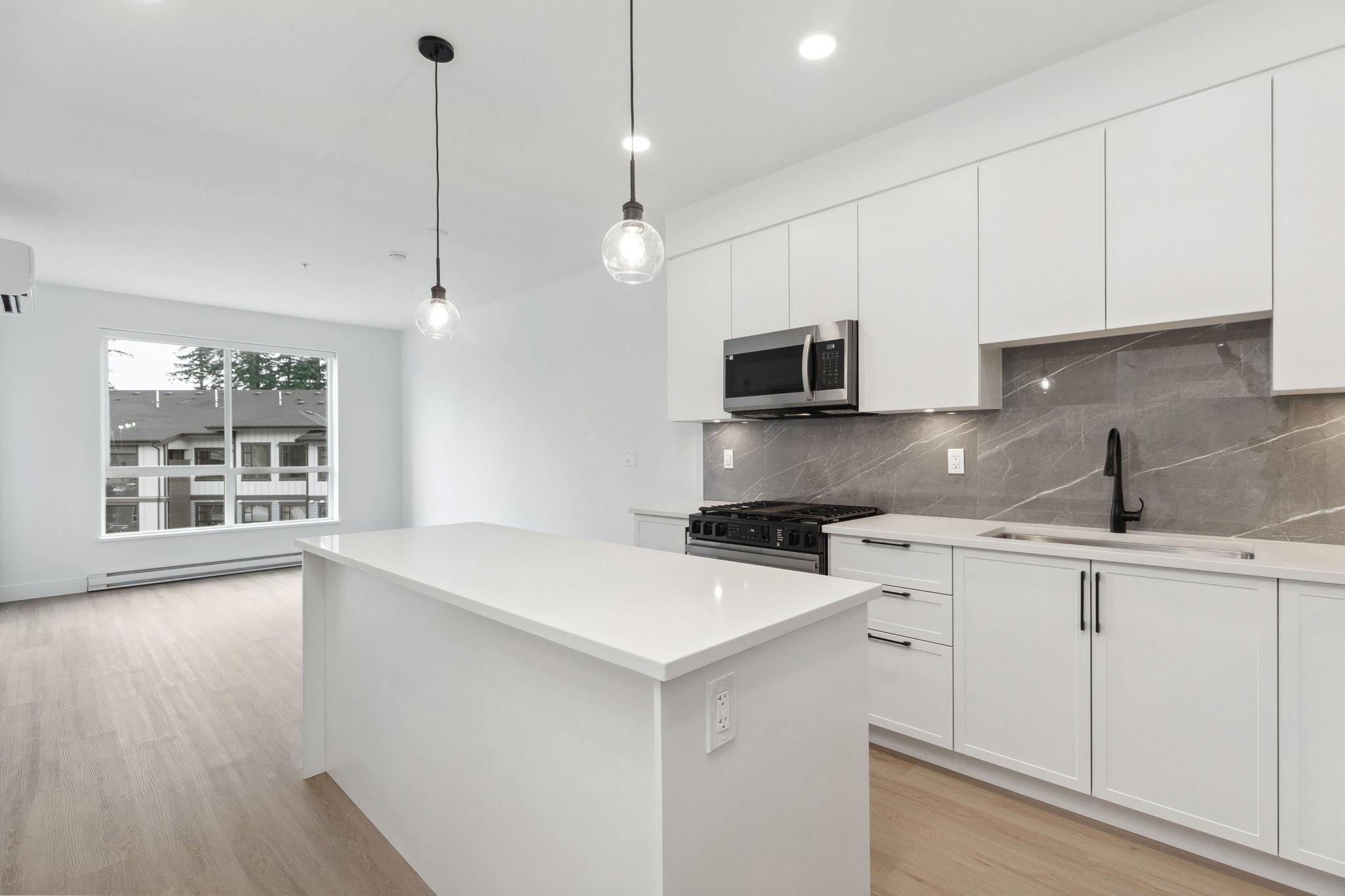 501 3528 146A STREET Unit: 501