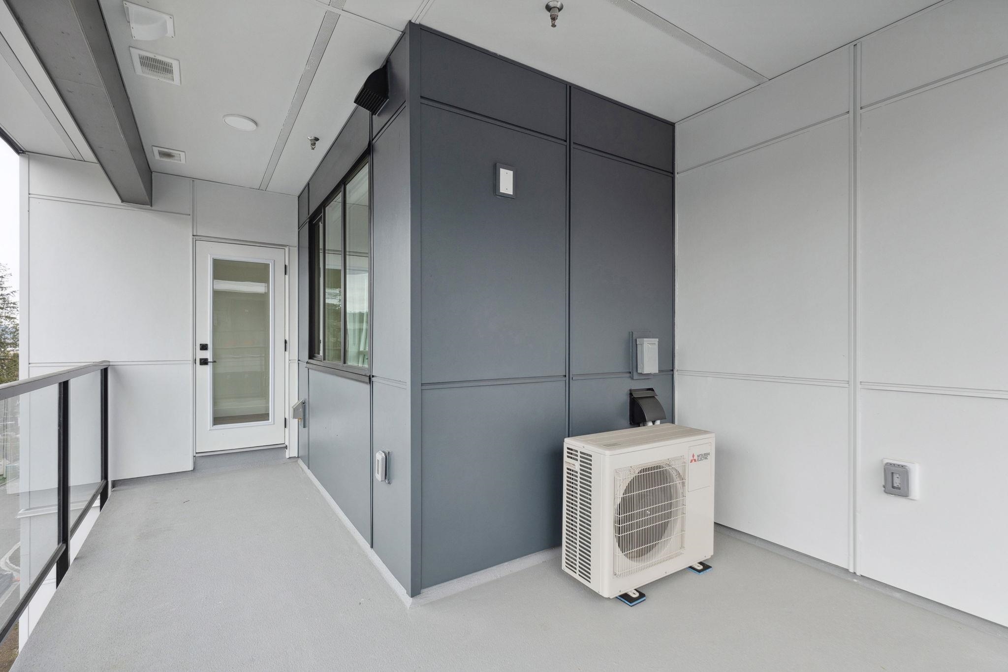 501 3528 146A STREET Unit: 501