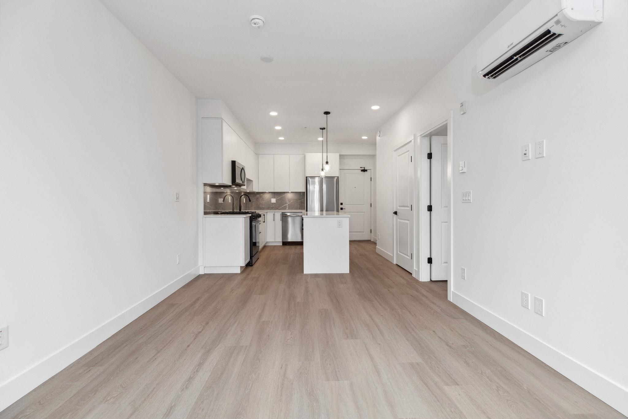 501 3528 146A STREET Unit: 501