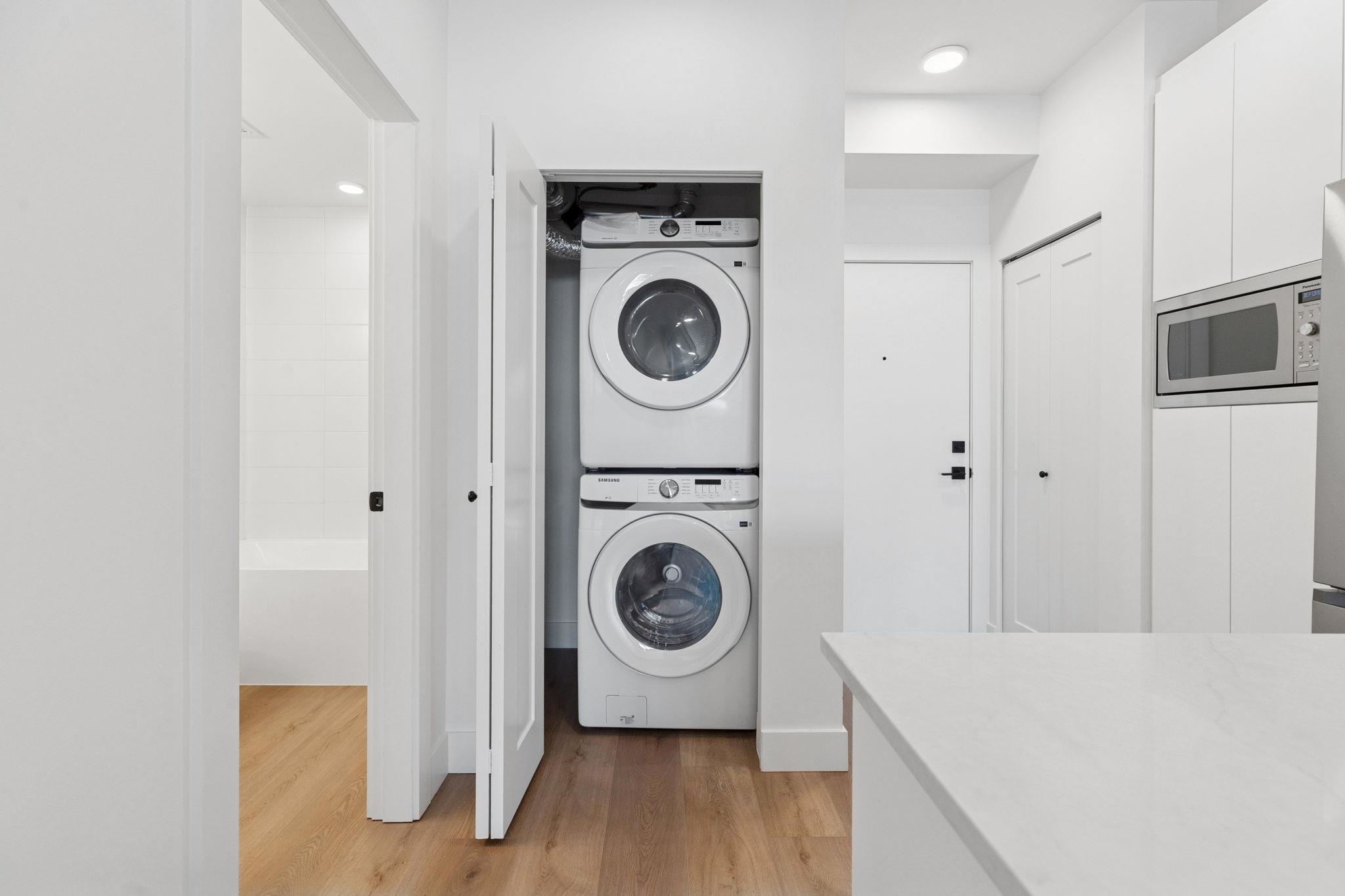 304 72 AVENUE Unit: 304