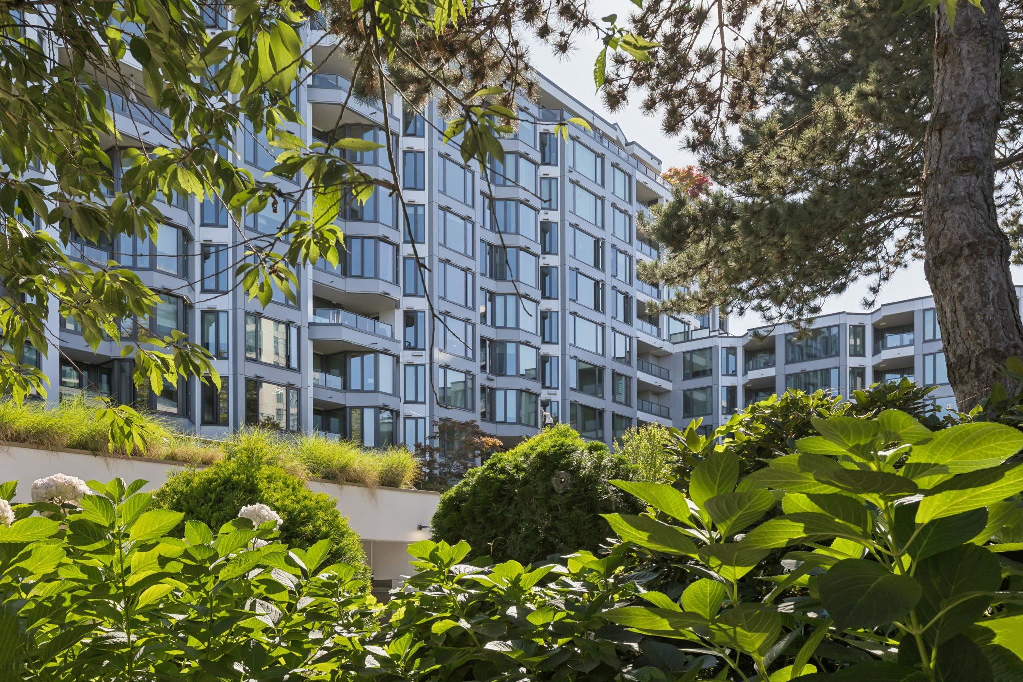 609 2201 PINE STREET Unit: 609