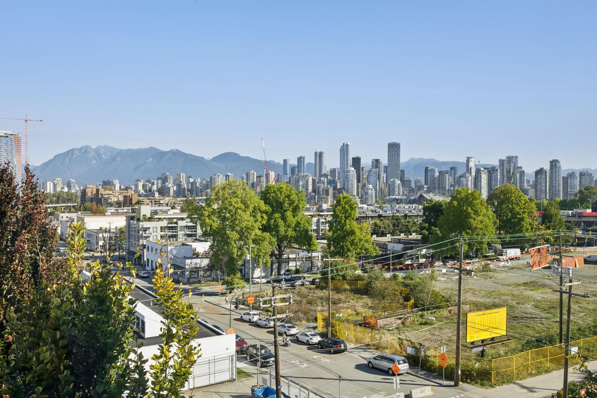 609 2201 PINE STREET Unit: 609