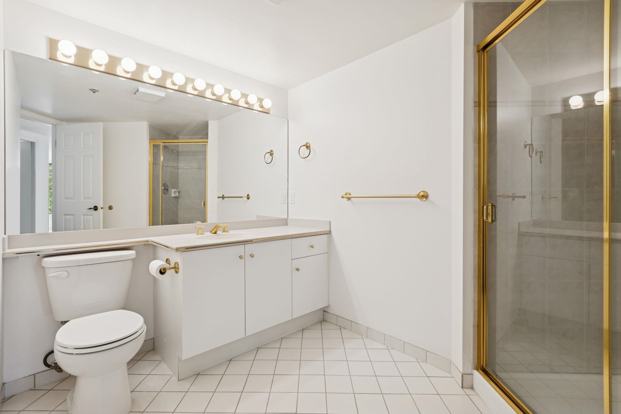 609 2201 PINE STREET Unit: 609