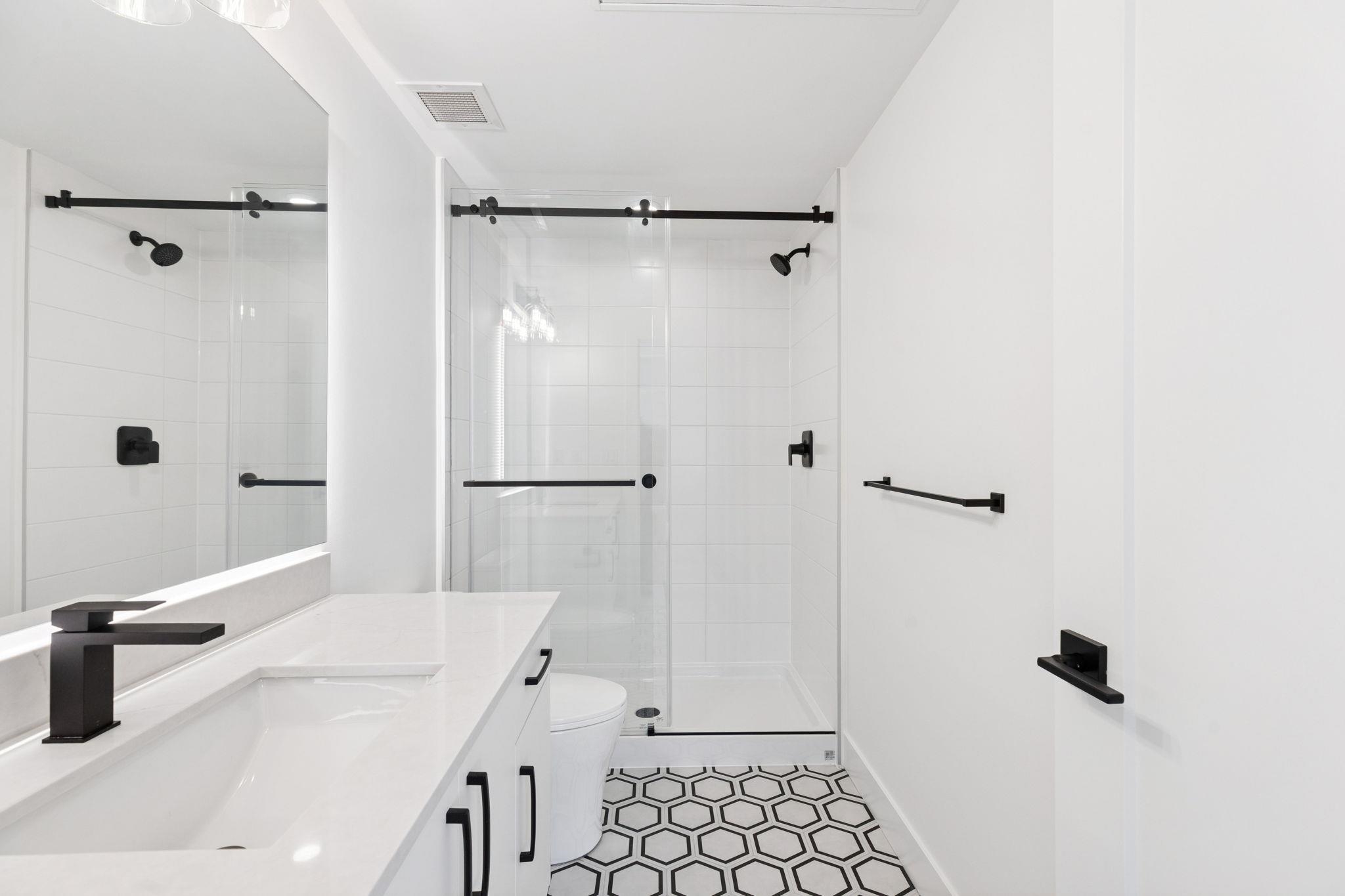 206 20286 72B AVENUE Unit: 206