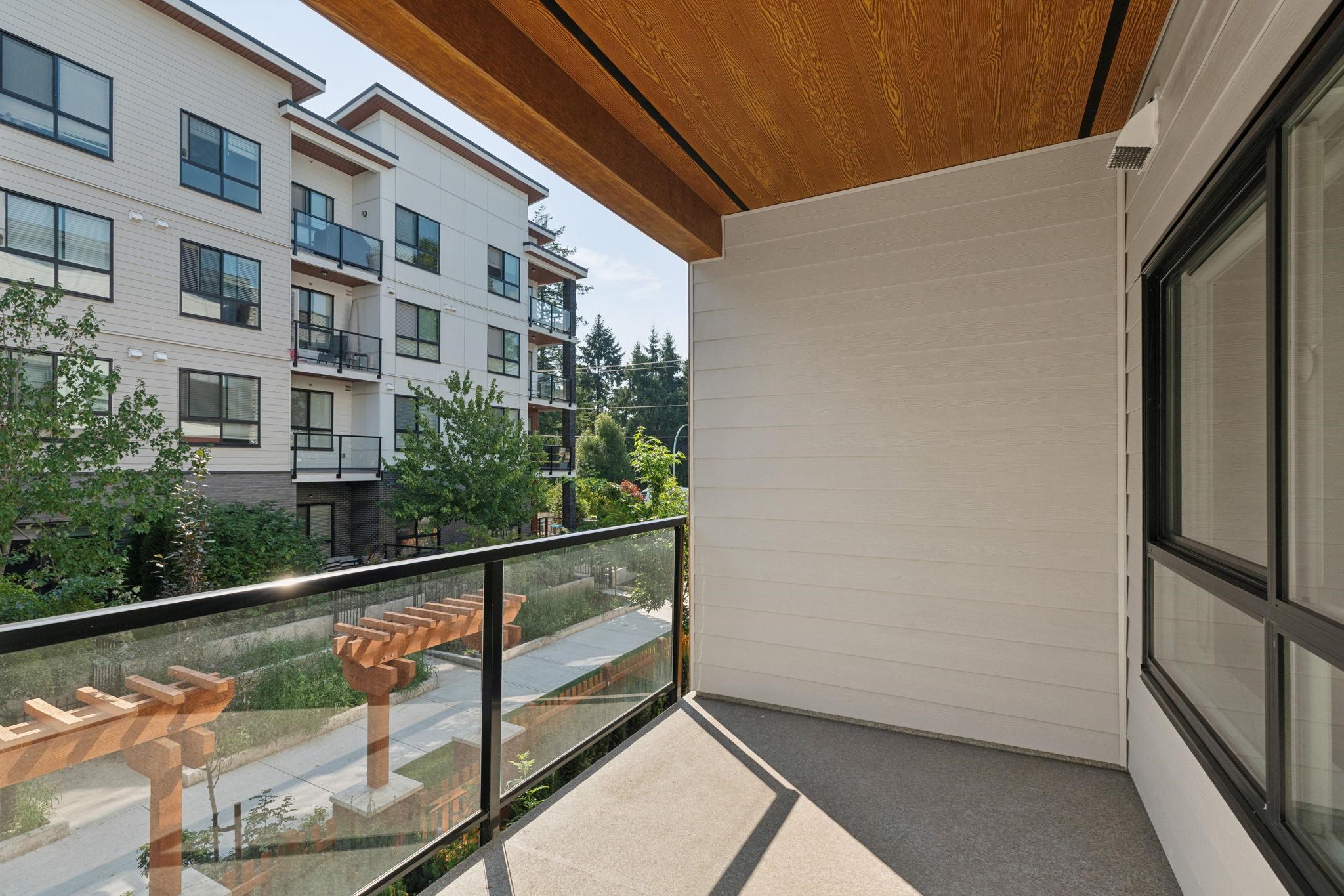 206 20286 72B AVENUE Unit: 206