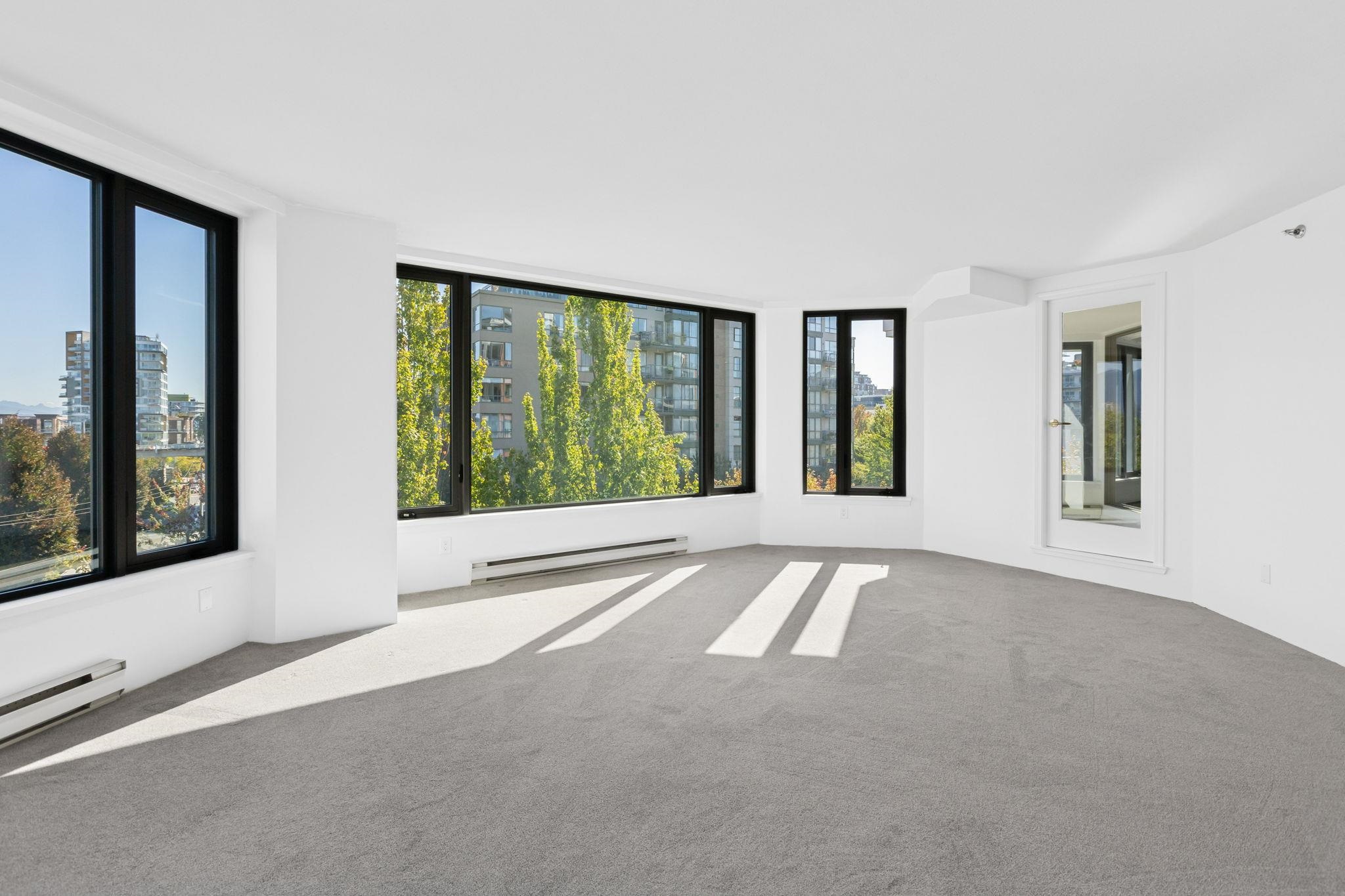 609 2201 PINE STREET Unit: 609