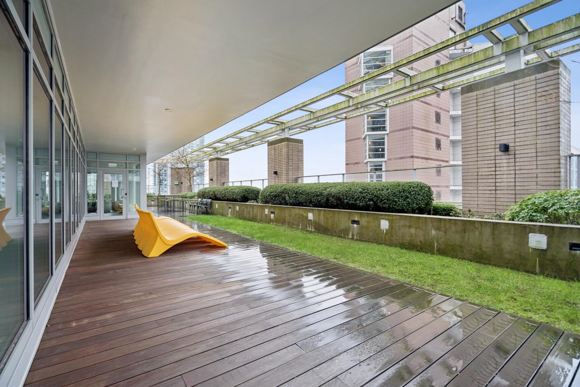 2103 908 QUAYSIDE DRIVE Unit: 2103