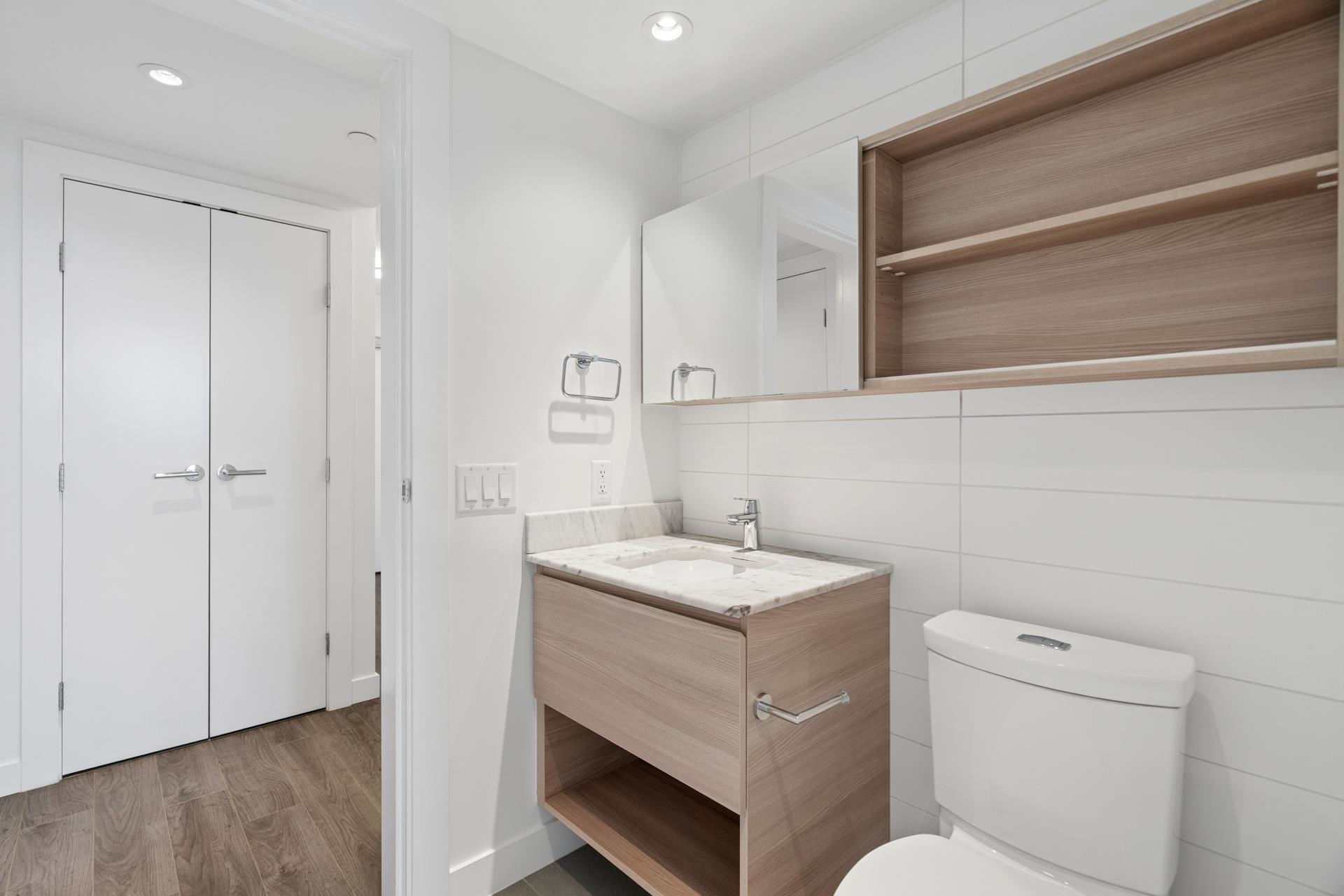 2103 908 QUAYSIDE DRIVE Unit: 2103