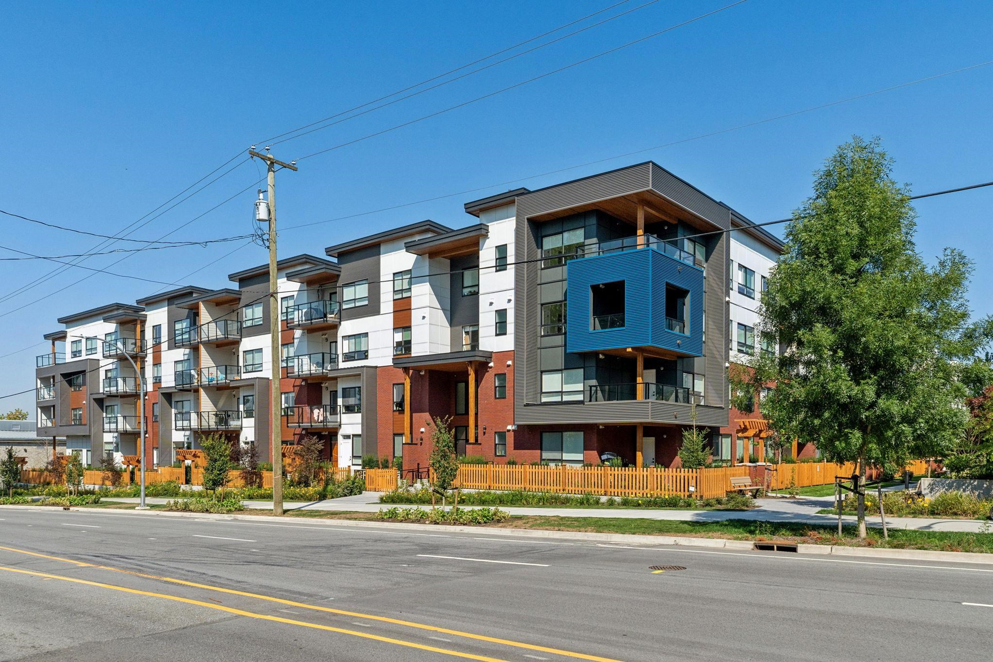 417 20286 72B AVENUE Unit: 417