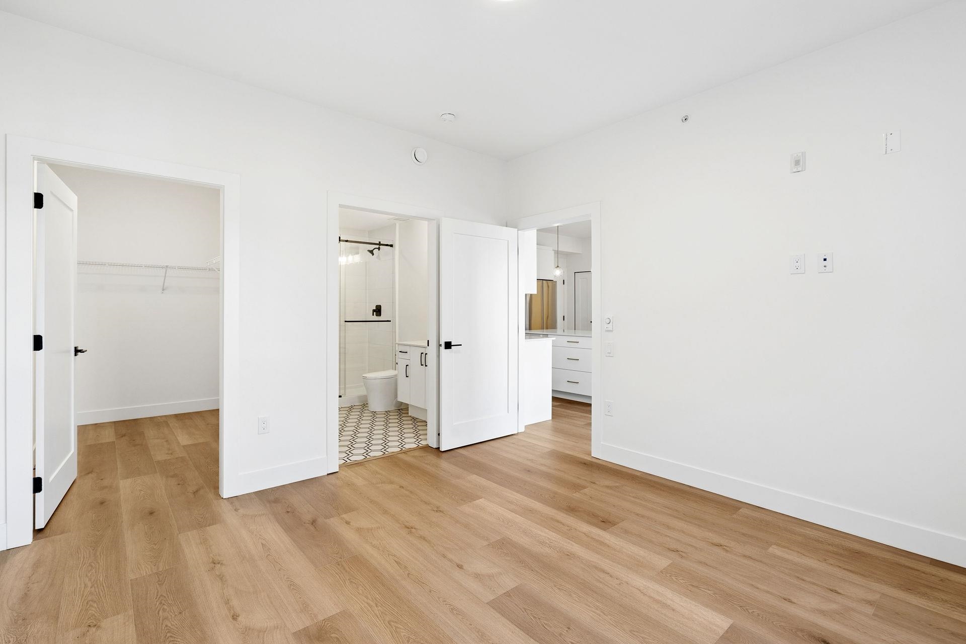 417 20286 72B AVENUE Unit: 417