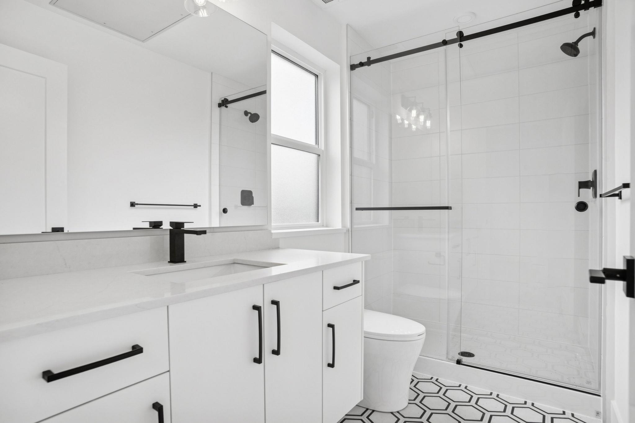 208 20286 72B AVENUE Unit: 208