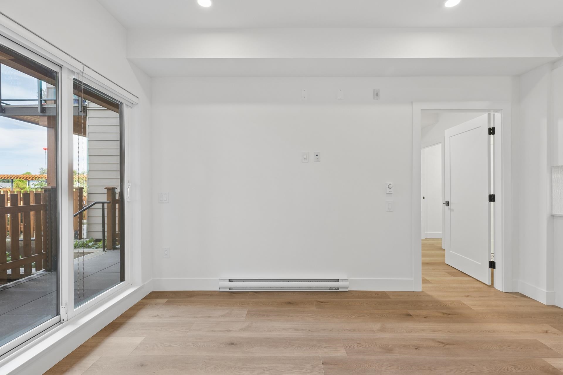 101 20286 72B AVENUE Unit: 101