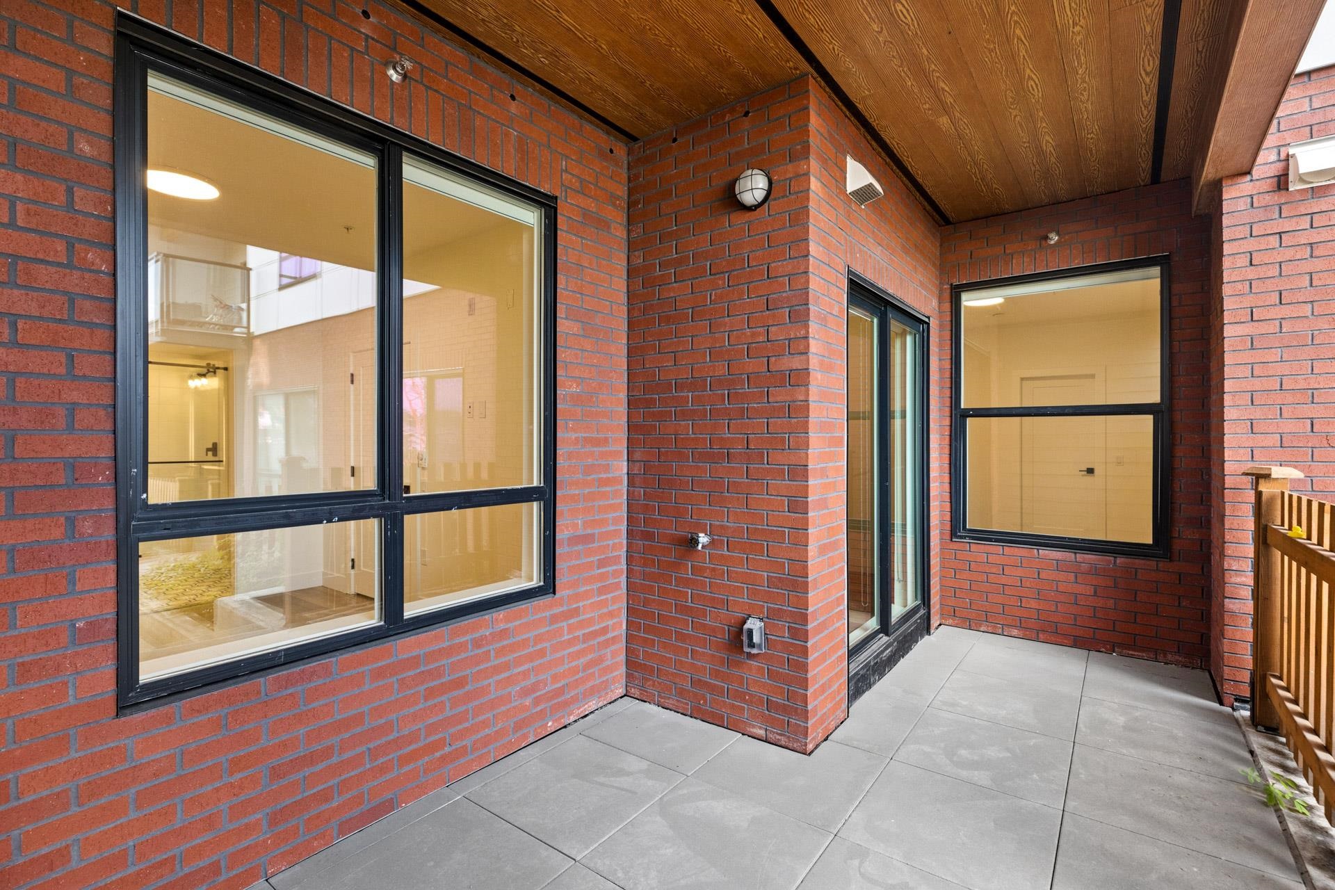 101 20286 72B AVENUE Unit: 101
