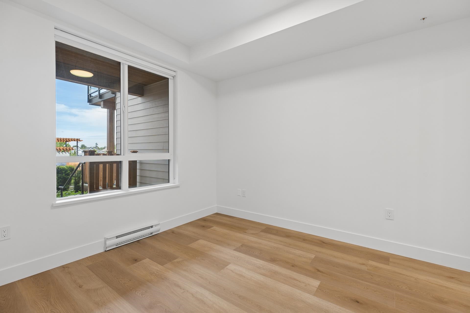 101 20286 72B AVENUE Unit: 101
