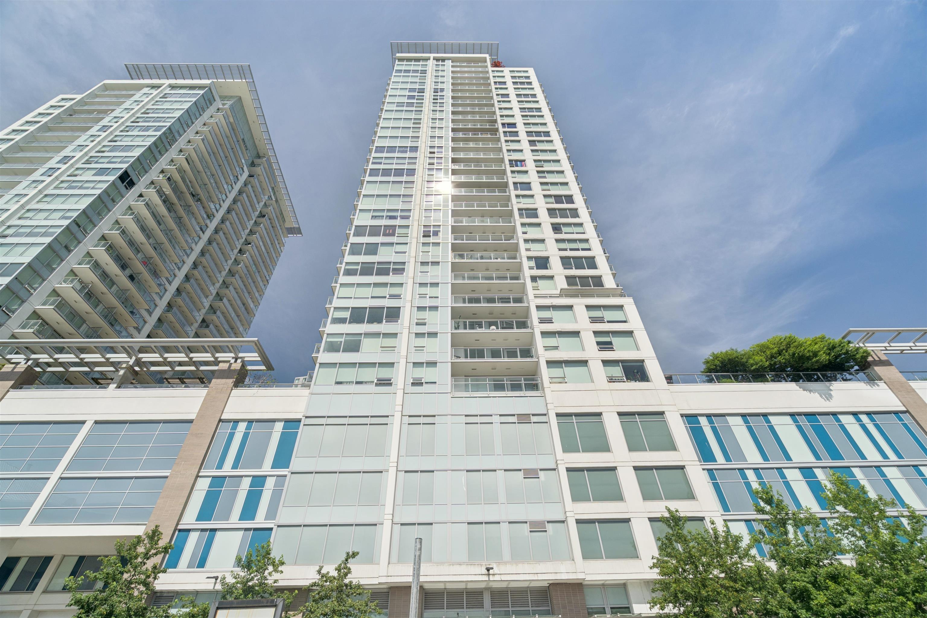 1901 908 QUAYSIDE DRIVE
