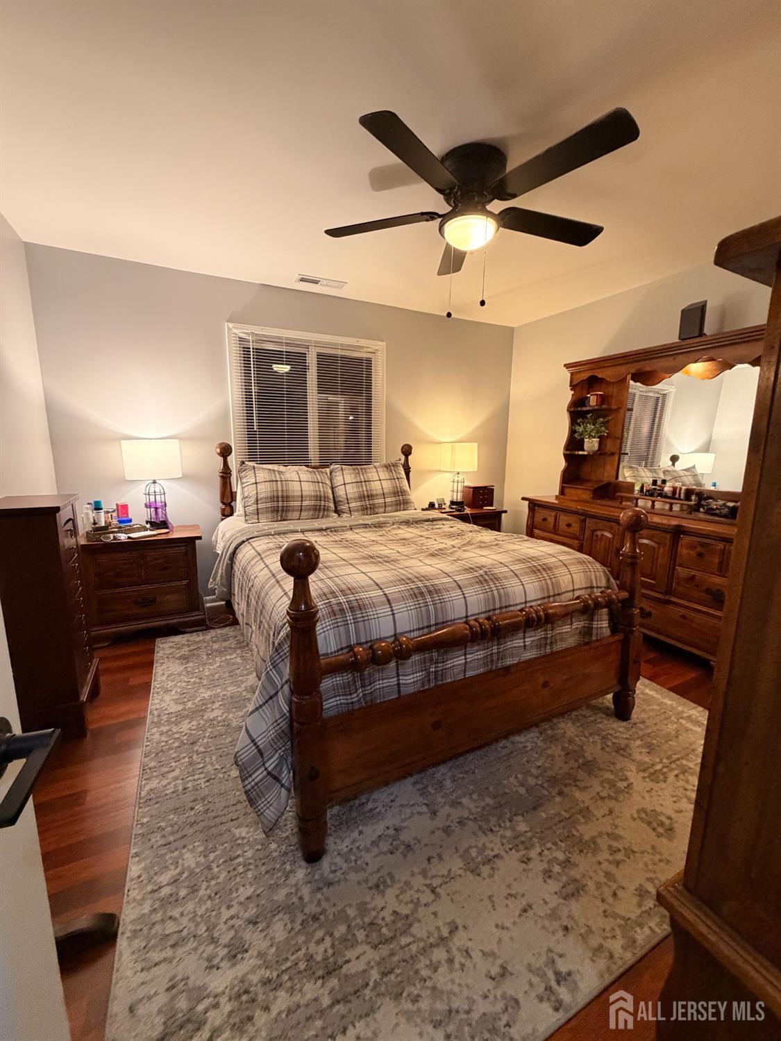 1917 Ravens Crest Drive