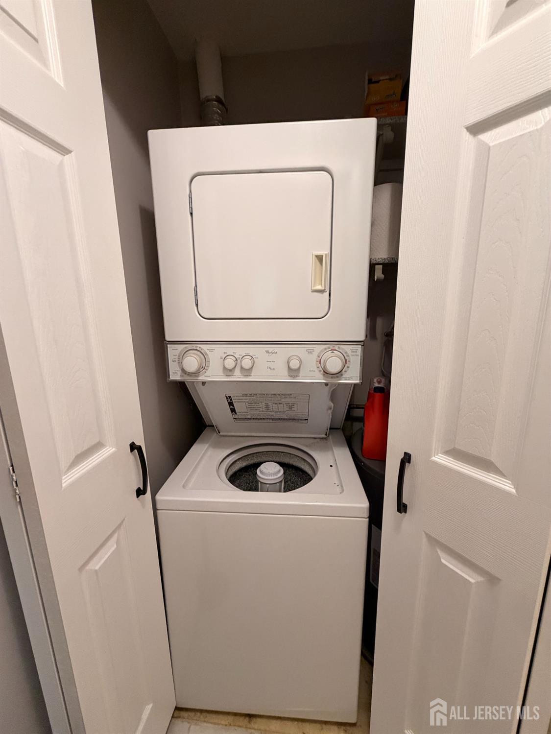 1917 Ravens Crest Drive