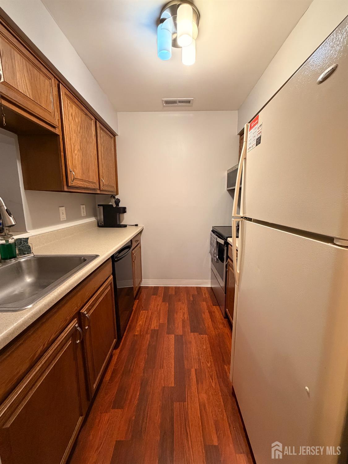 1917 Ravens Crest Drive