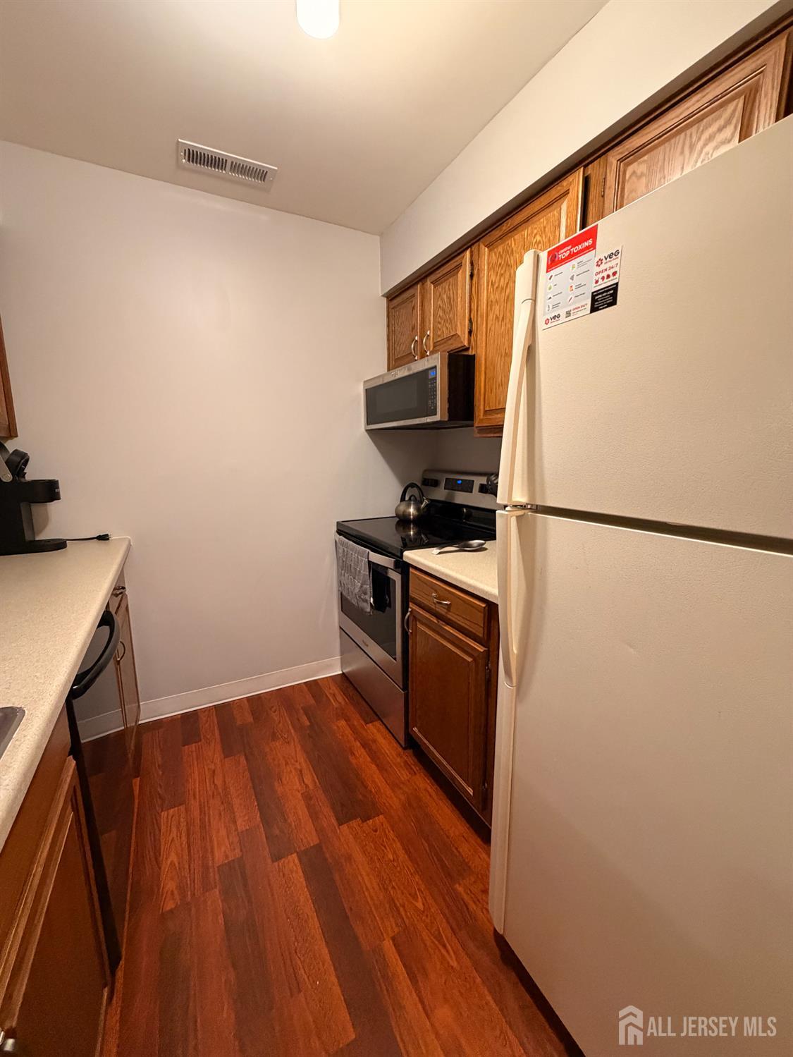 1917 Ravens Crest Drive