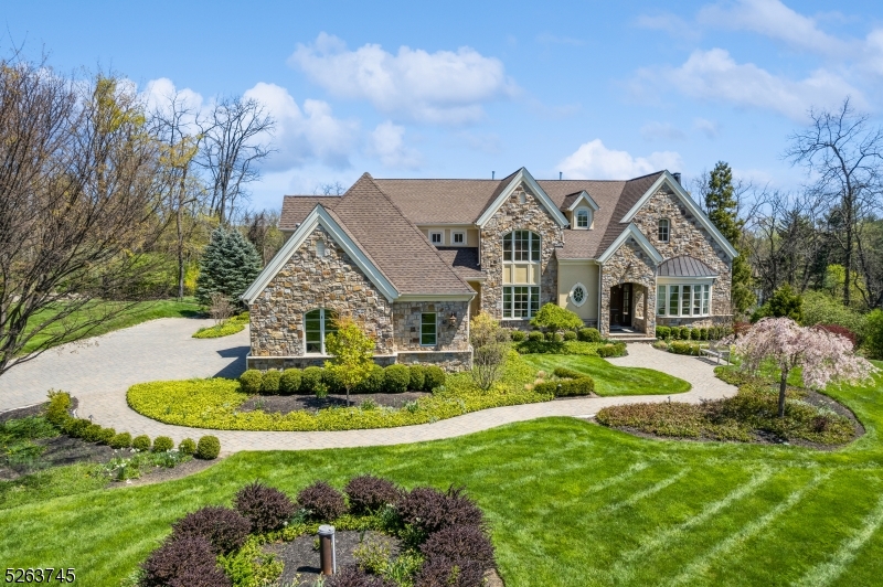 2 Halsey Farm Rd