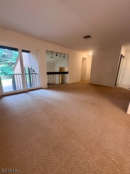 3 Meadowview Dr